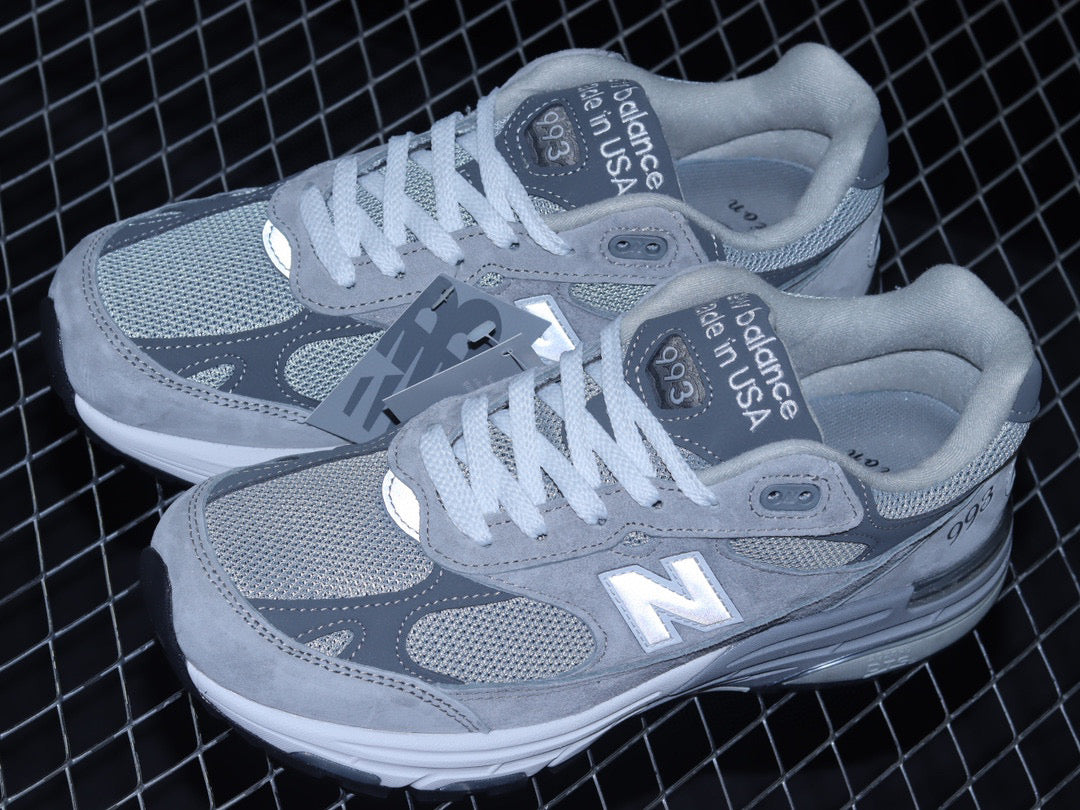 New Balancee 993 - Grey/White