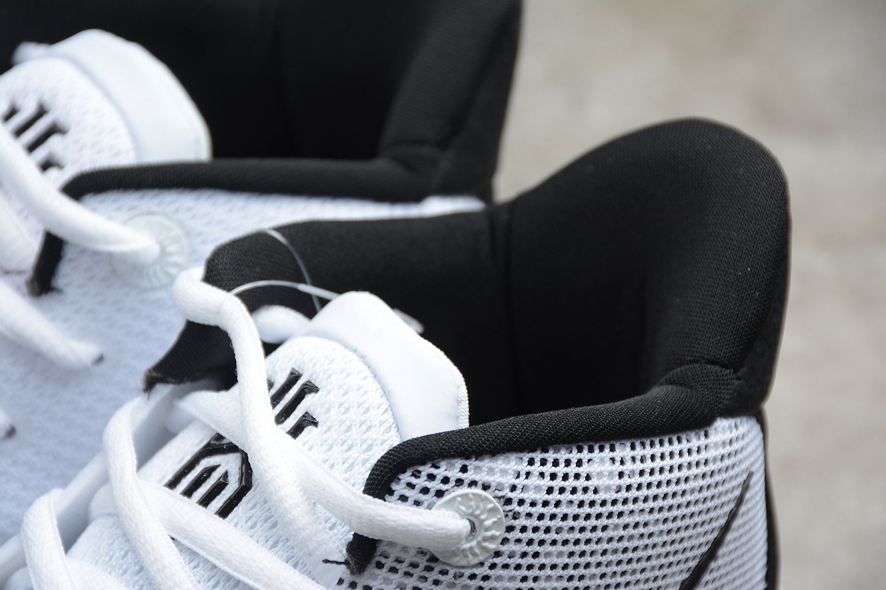 NikeMens Kyrie 7 - Brooklyn Beats