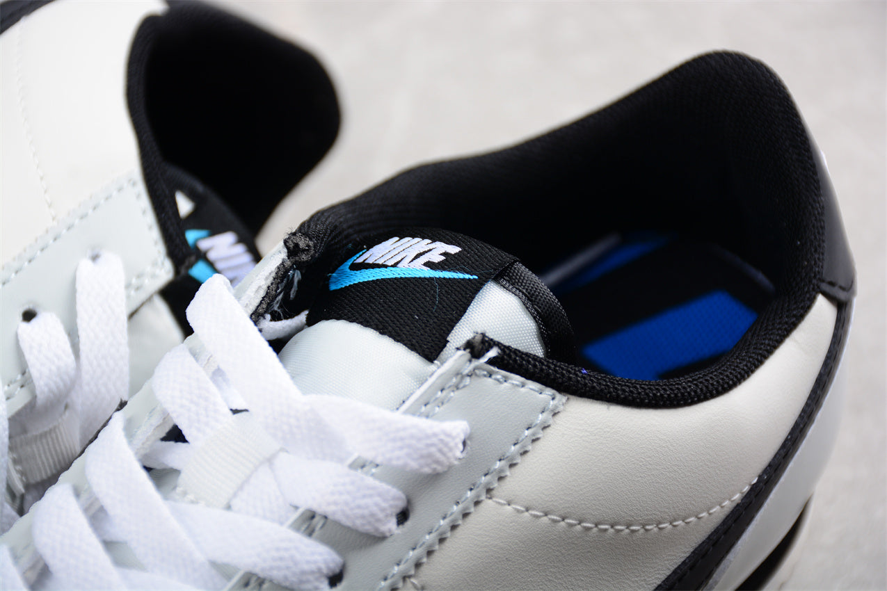 NikeUnisex Classic Cortez - White