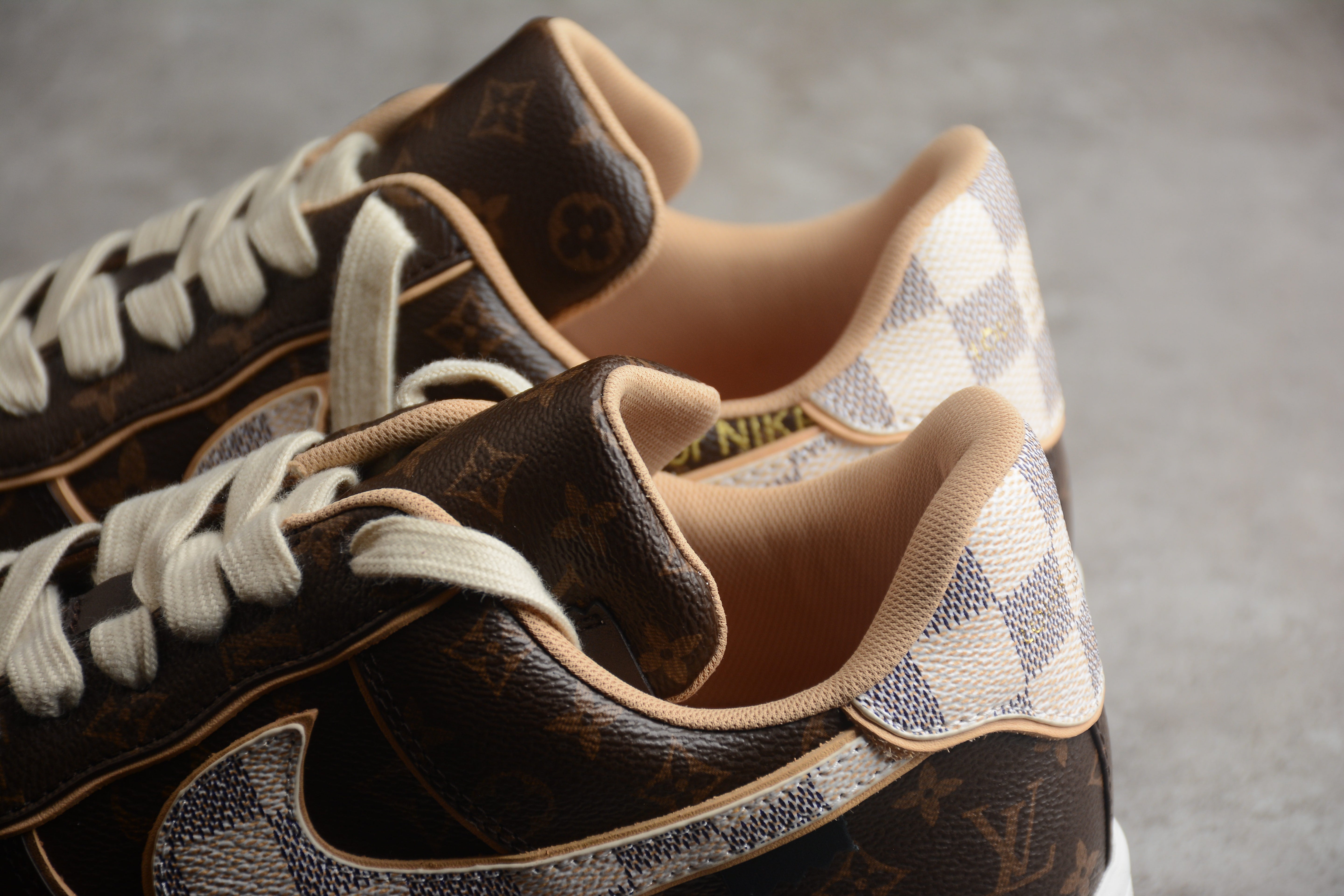 NikeUnisex Air Force x LouisVuitton - Brown