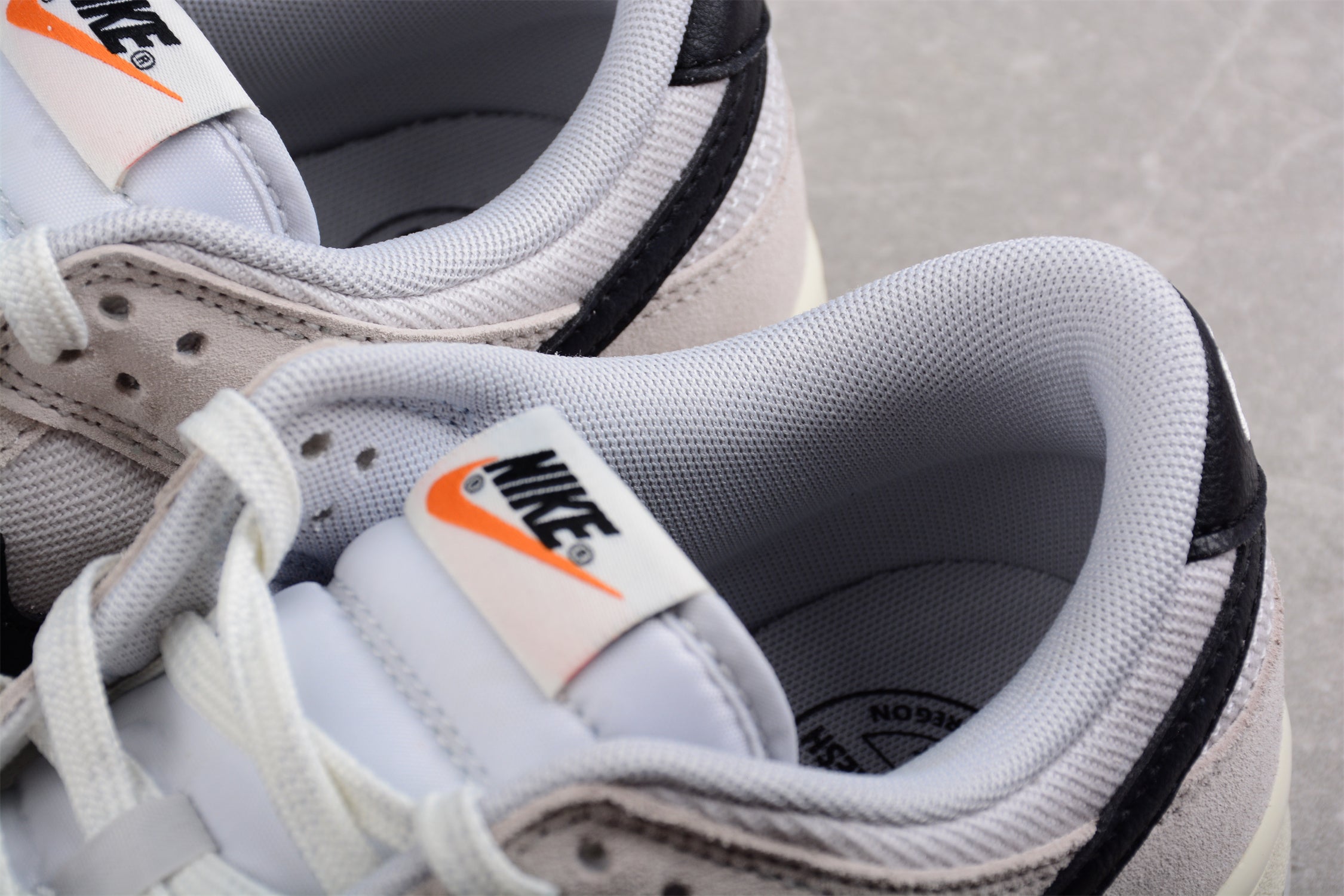 NikeUnisex Dunk Low - Certified Fresh