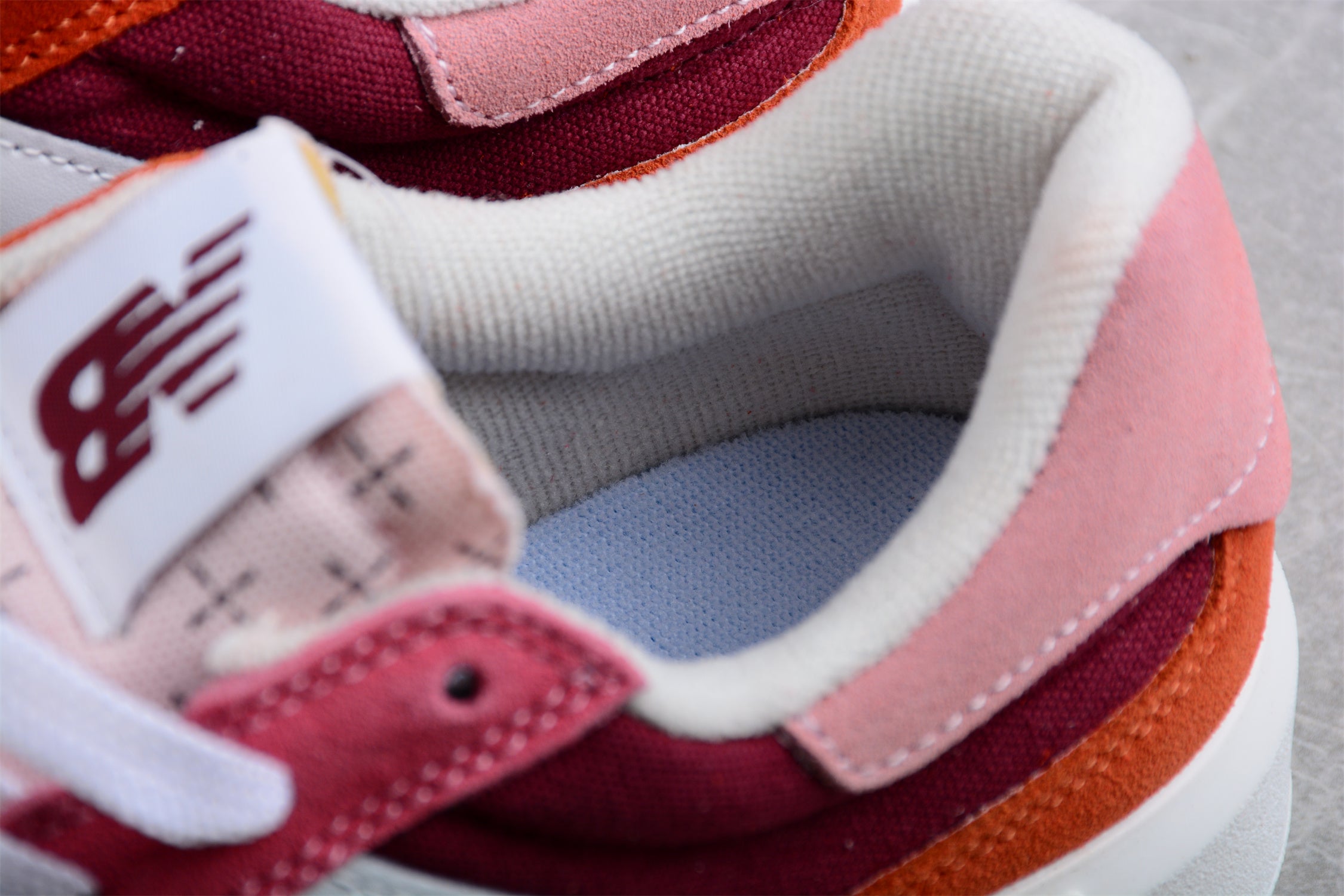 New Balance CT302 - Burgundy