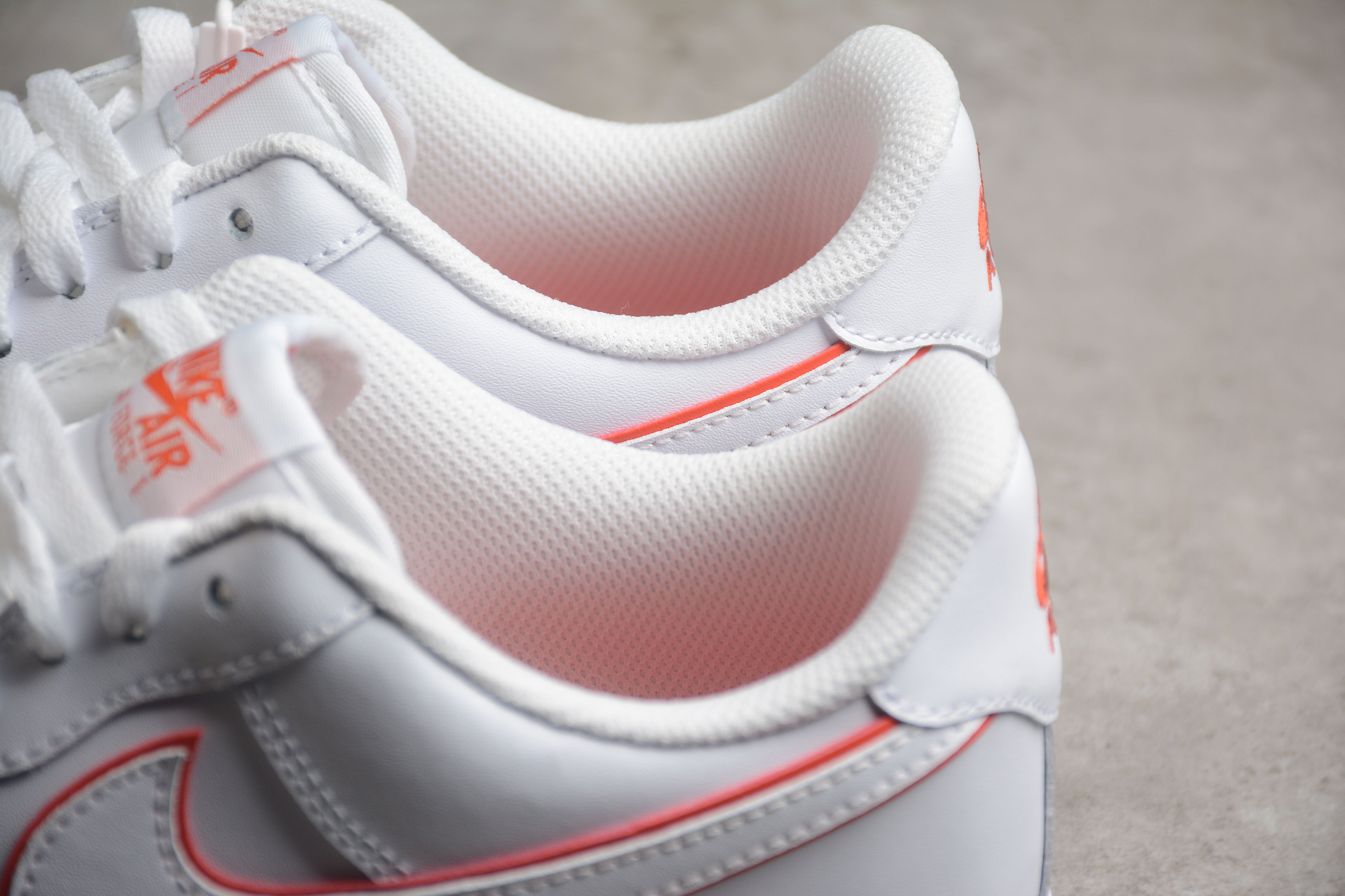 NikeUnisex Air Force 1 AF1 Low - White/Red