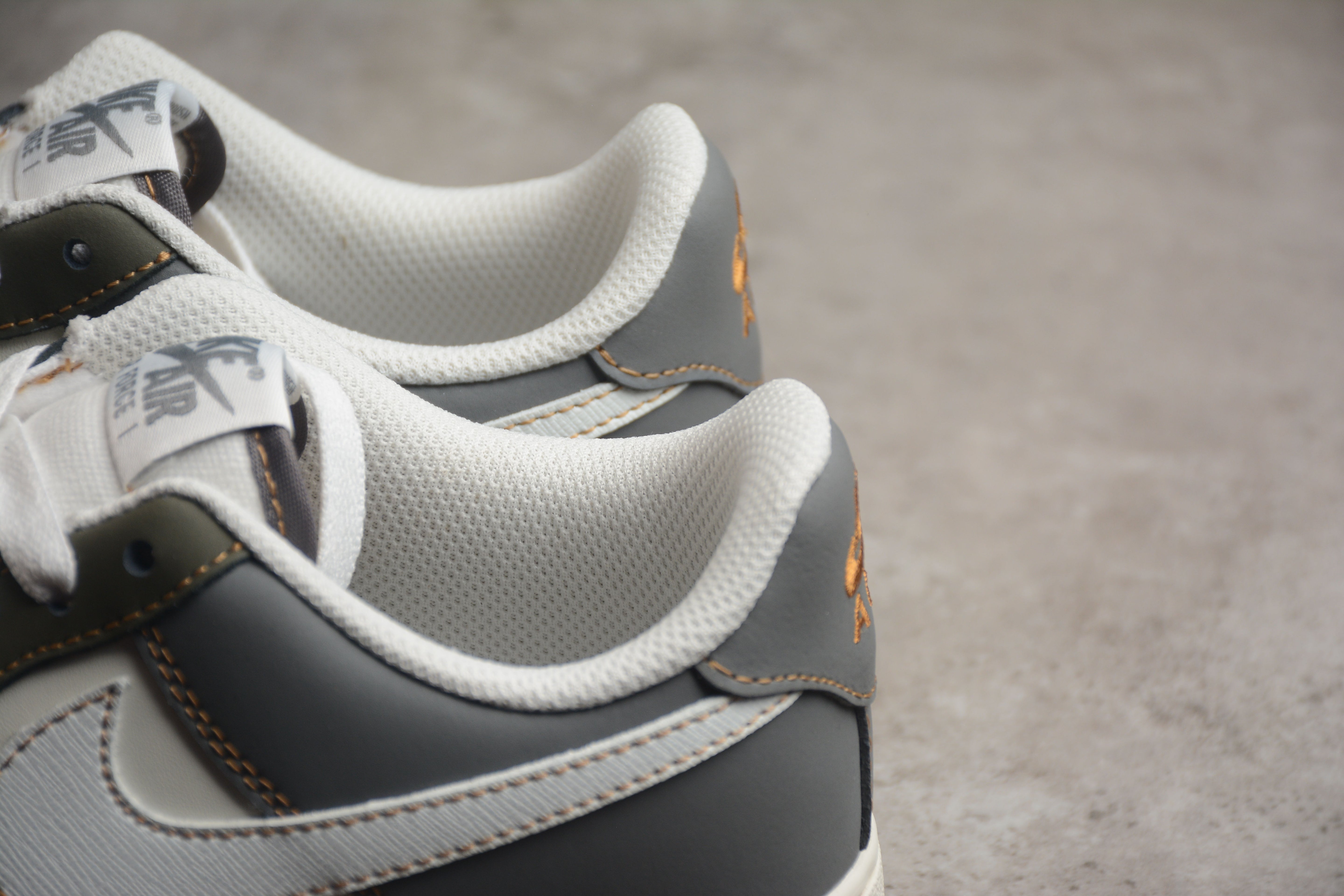 NikeUnisex Air Force 1 AF1 - Olive Beige