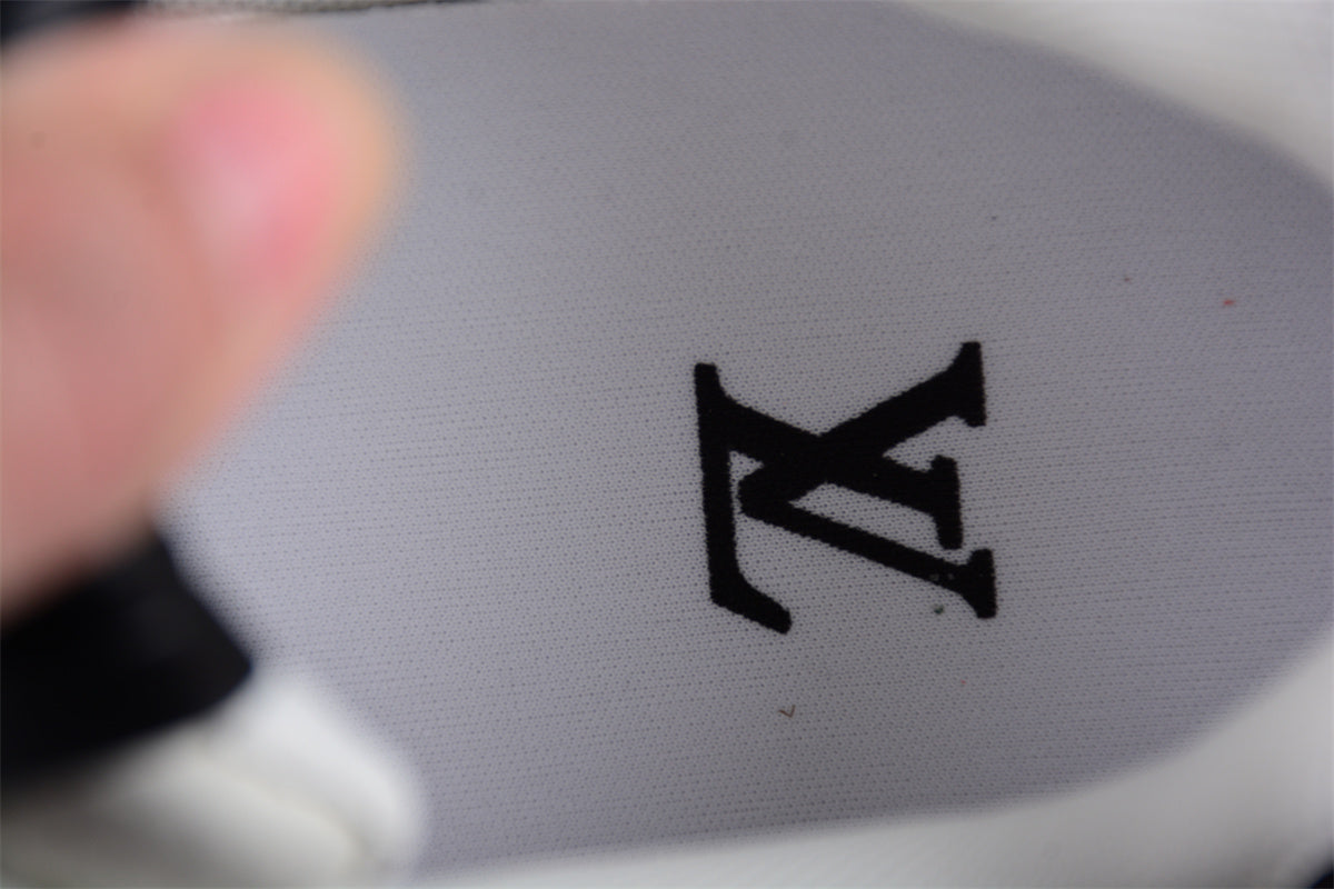 LouisVuitton Trainer Dots Monogram - Black