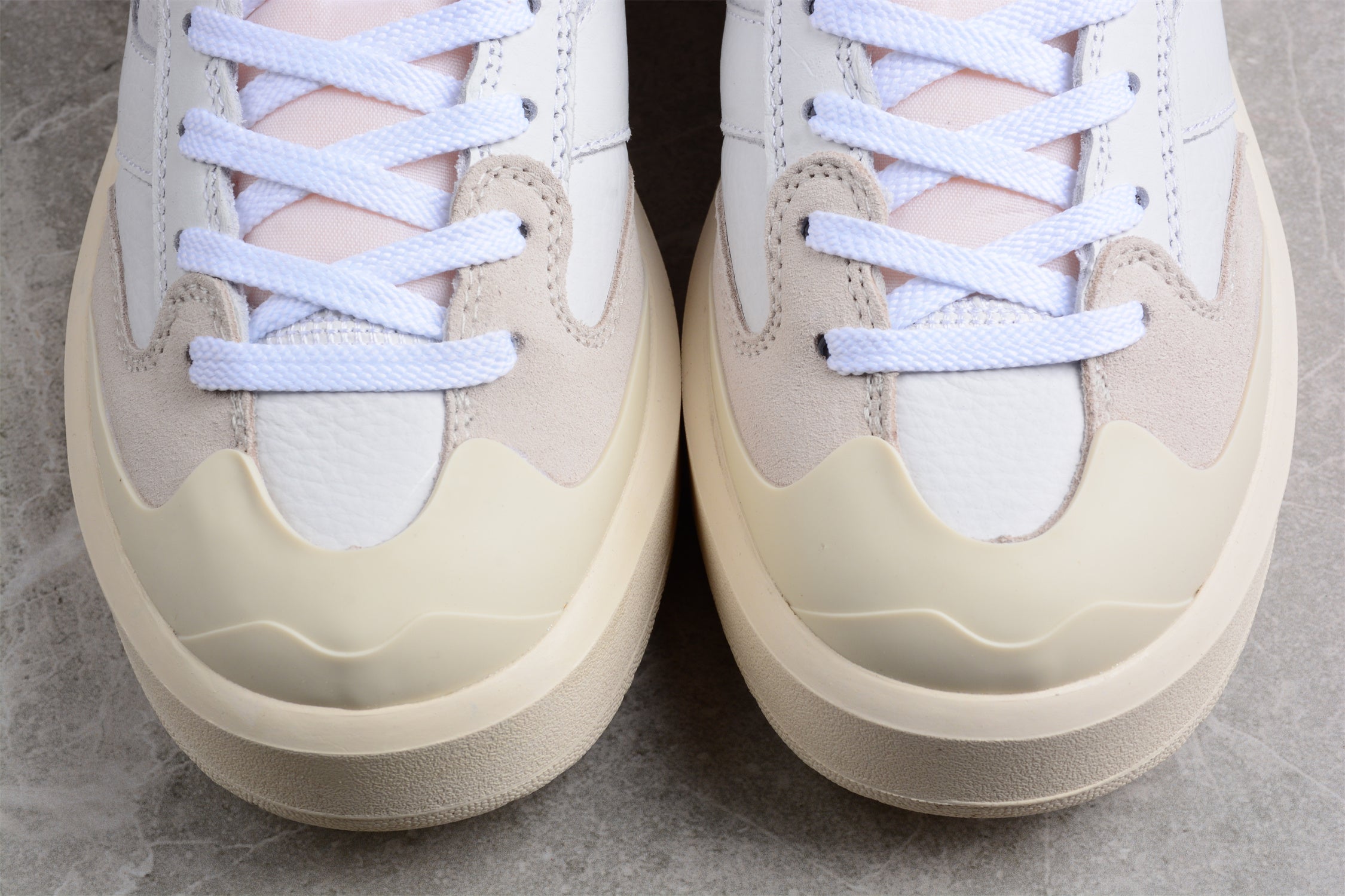New Balance CT302 - White
