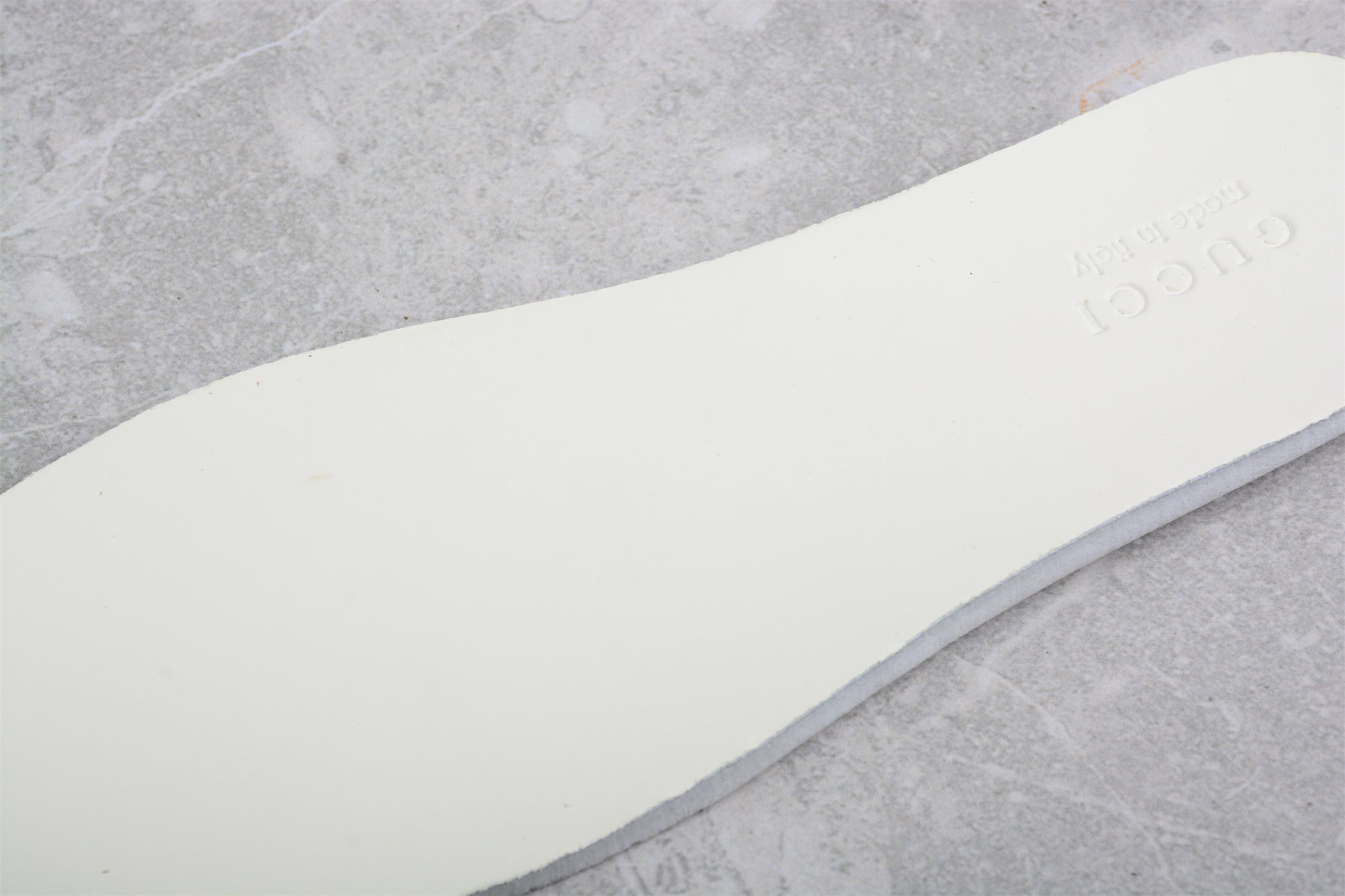 GucciUnisex Embossed GG Logo - White