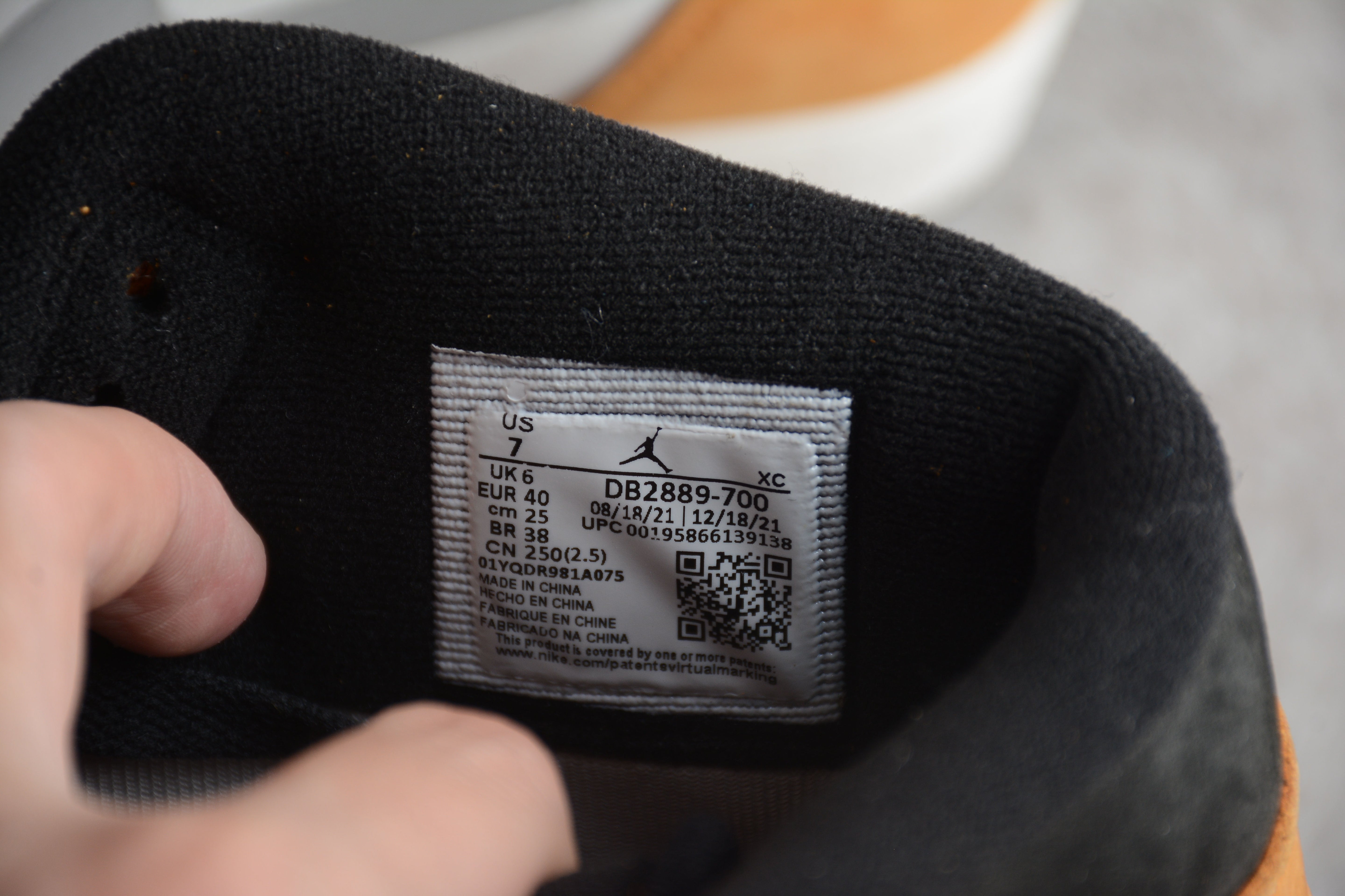 Air Jordan 1 AJ1 High Element Goretex - Light Curry