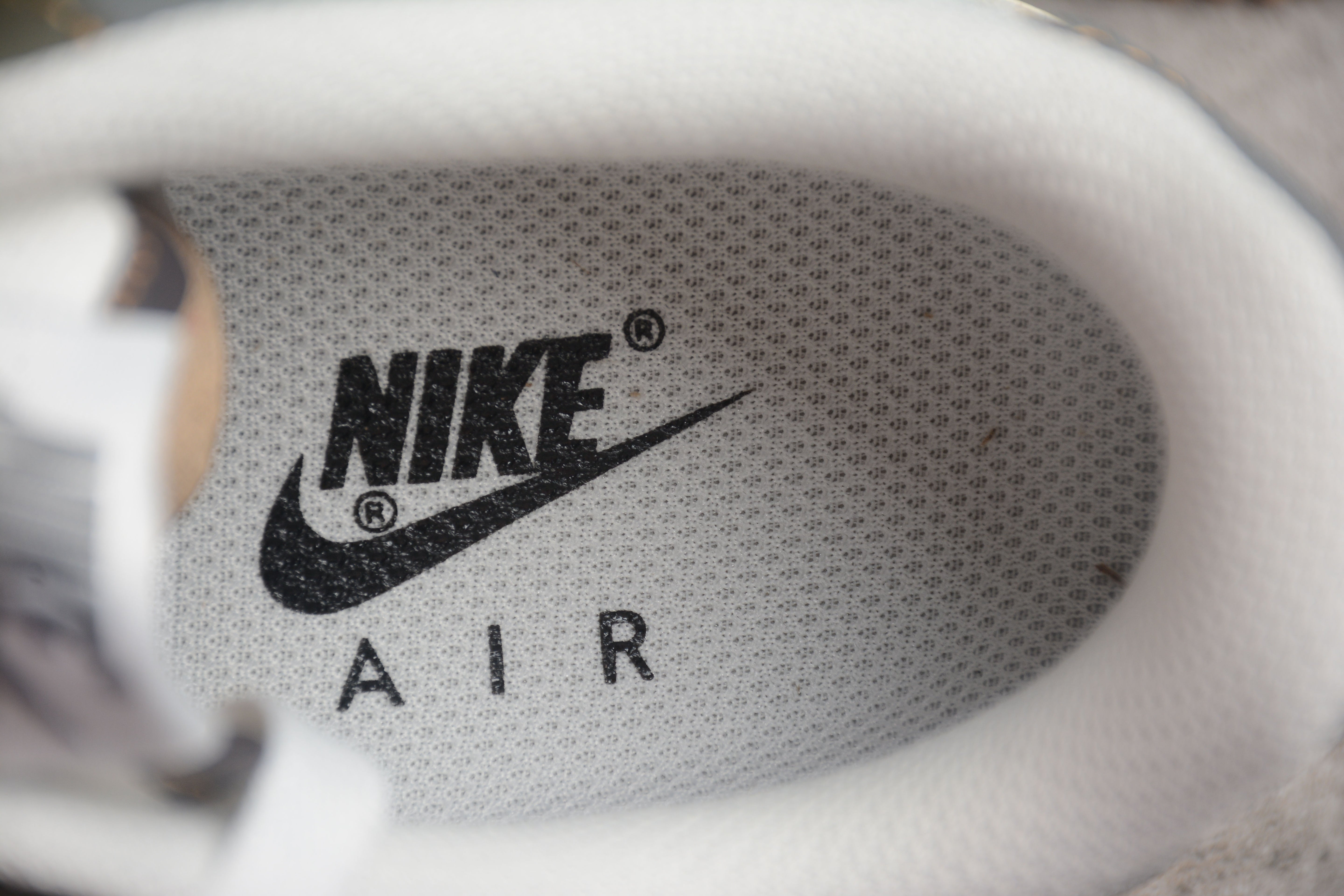 NikeUnisex Air Force 1 AF1 - Olive Beige