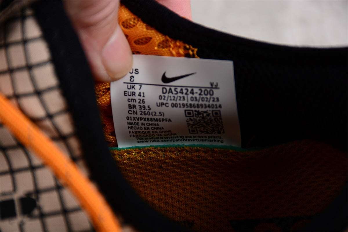 NikeUnisex ACG Mountain Fly Low - Fossil Stone