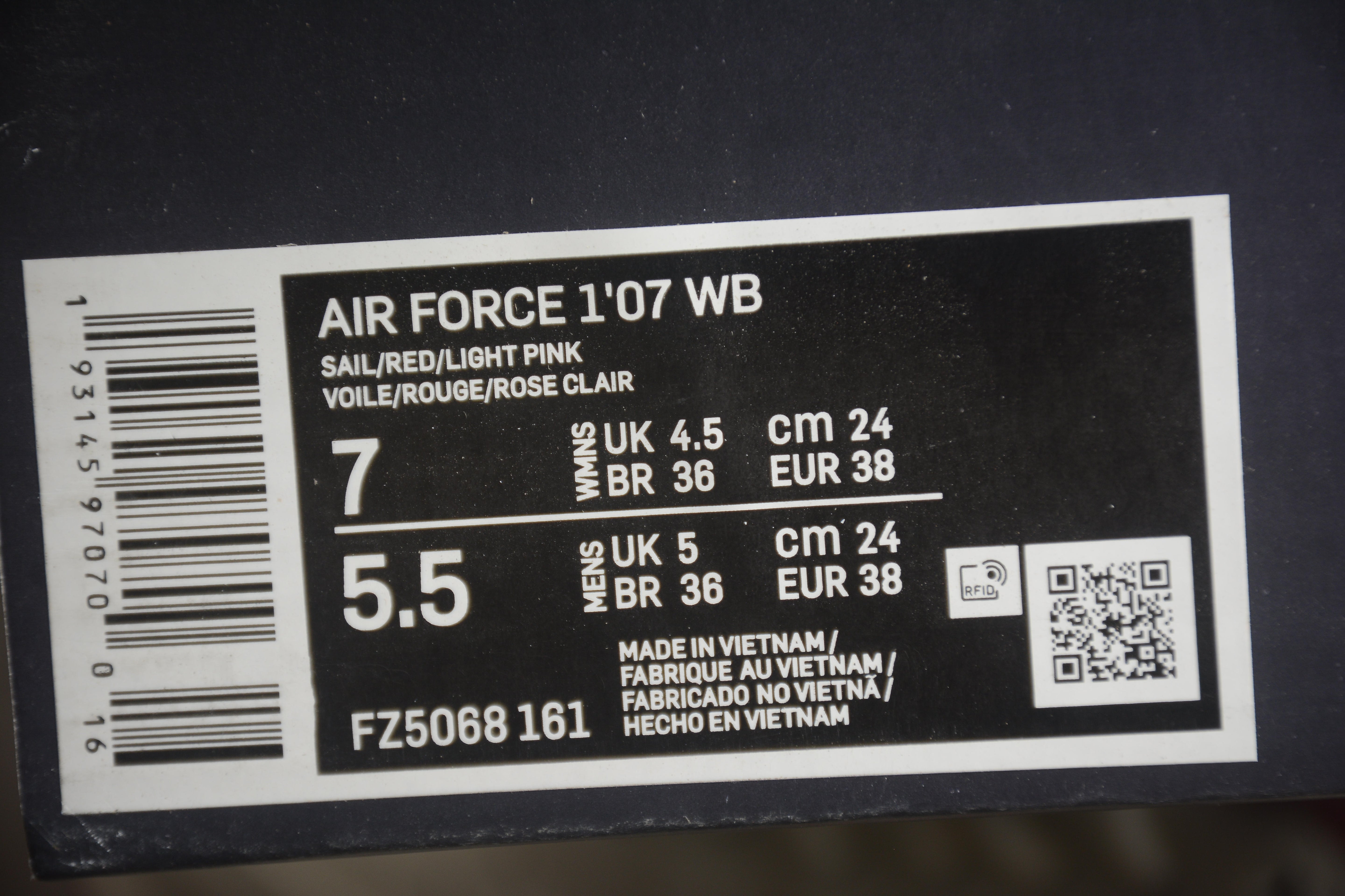 NikeUnisex Air Force 1 AF1 - Valentine's Day