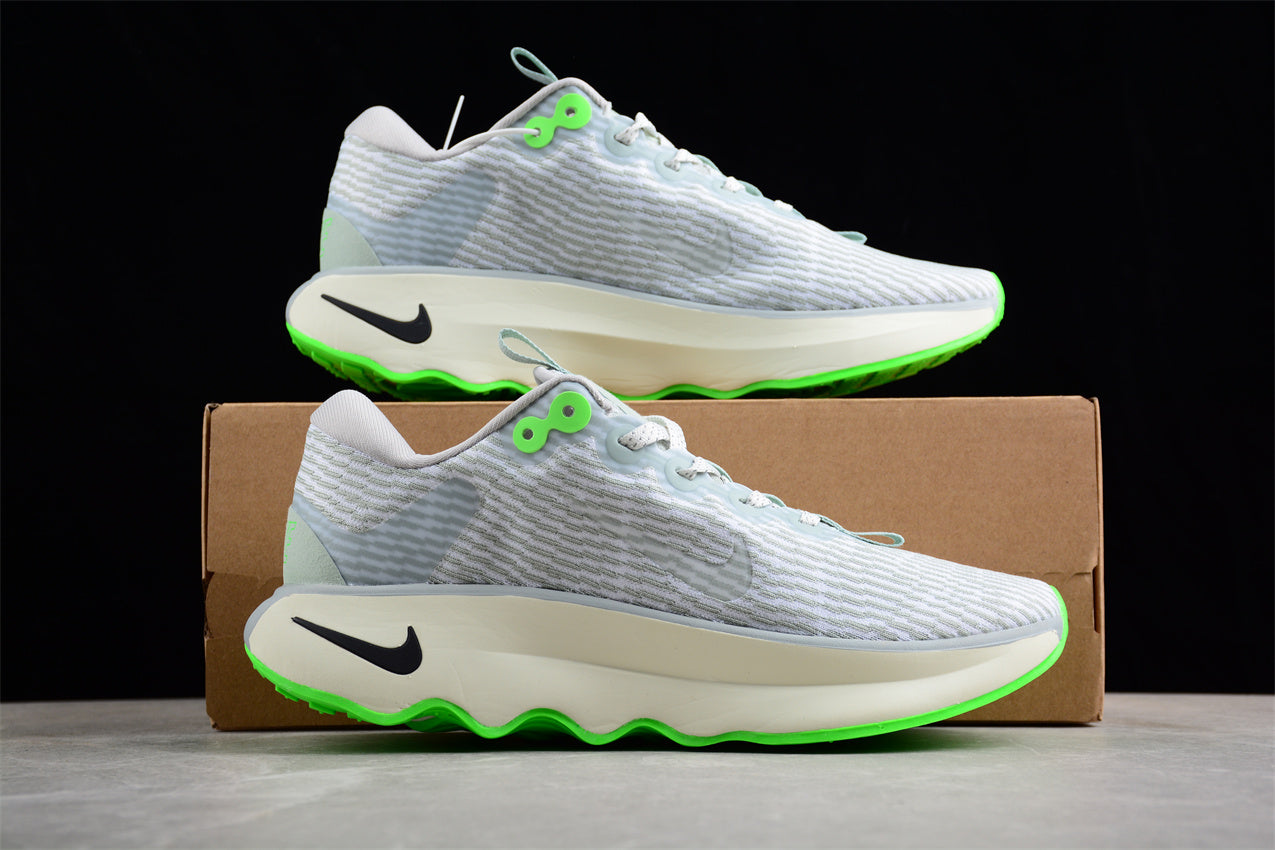 NikeUnisex Airmad Motiva - Grey