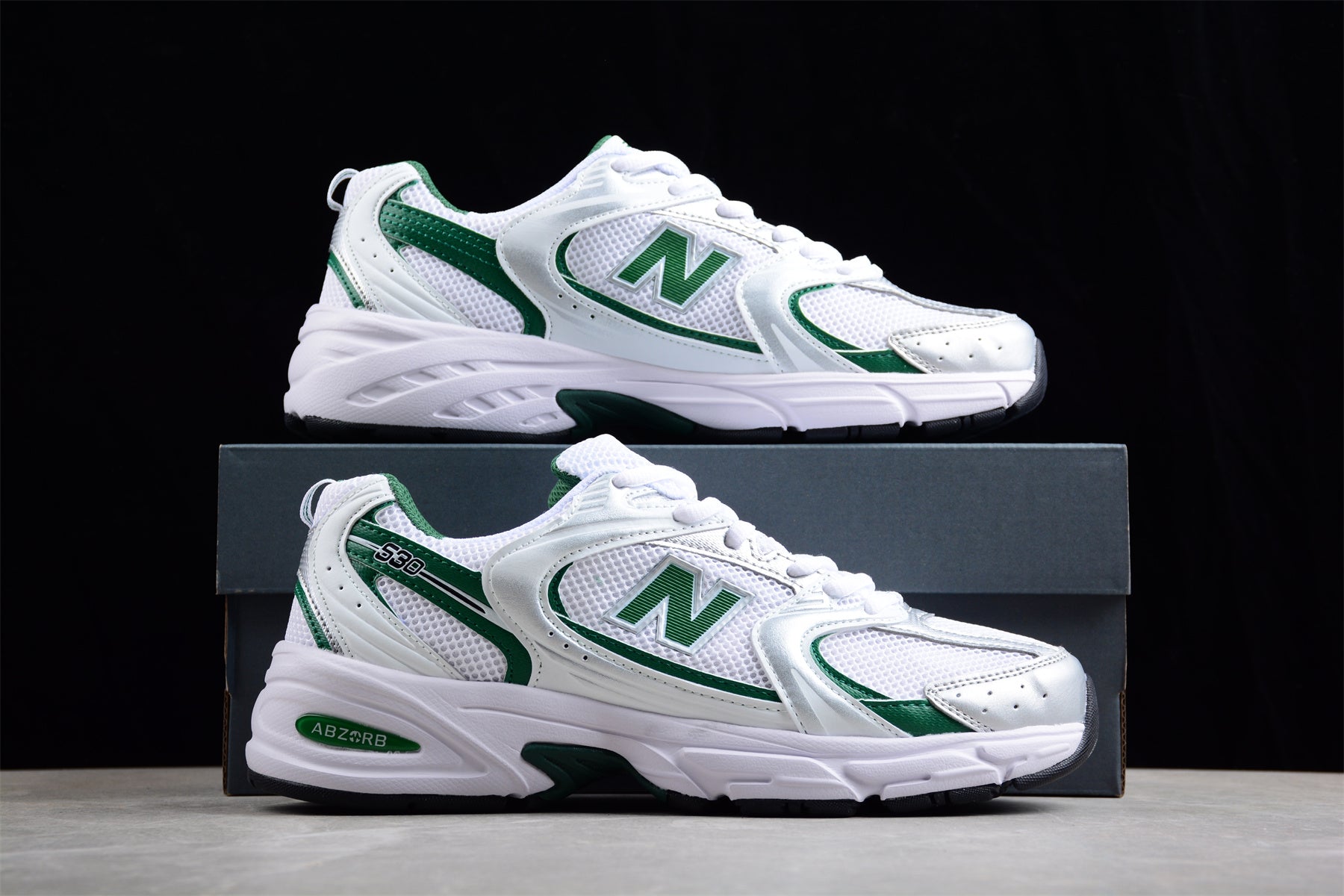 WMNS New Balance 530 - Nightwatch Green