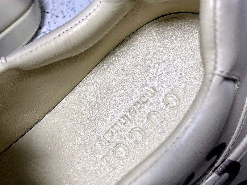 GUCCIUnisex Rhyton - Mouth Print