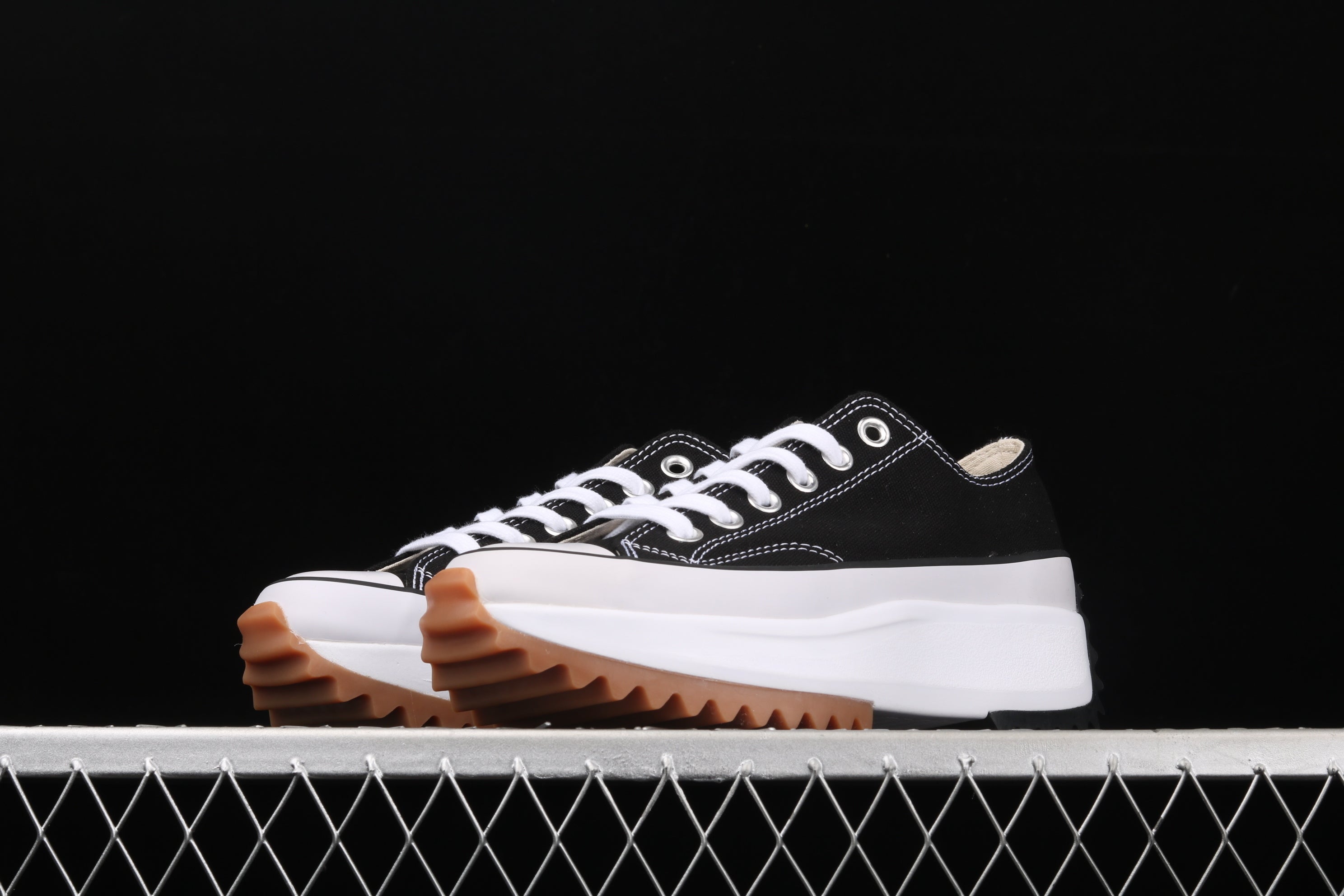 Converse Run Star Hike Ox - Black White Gum