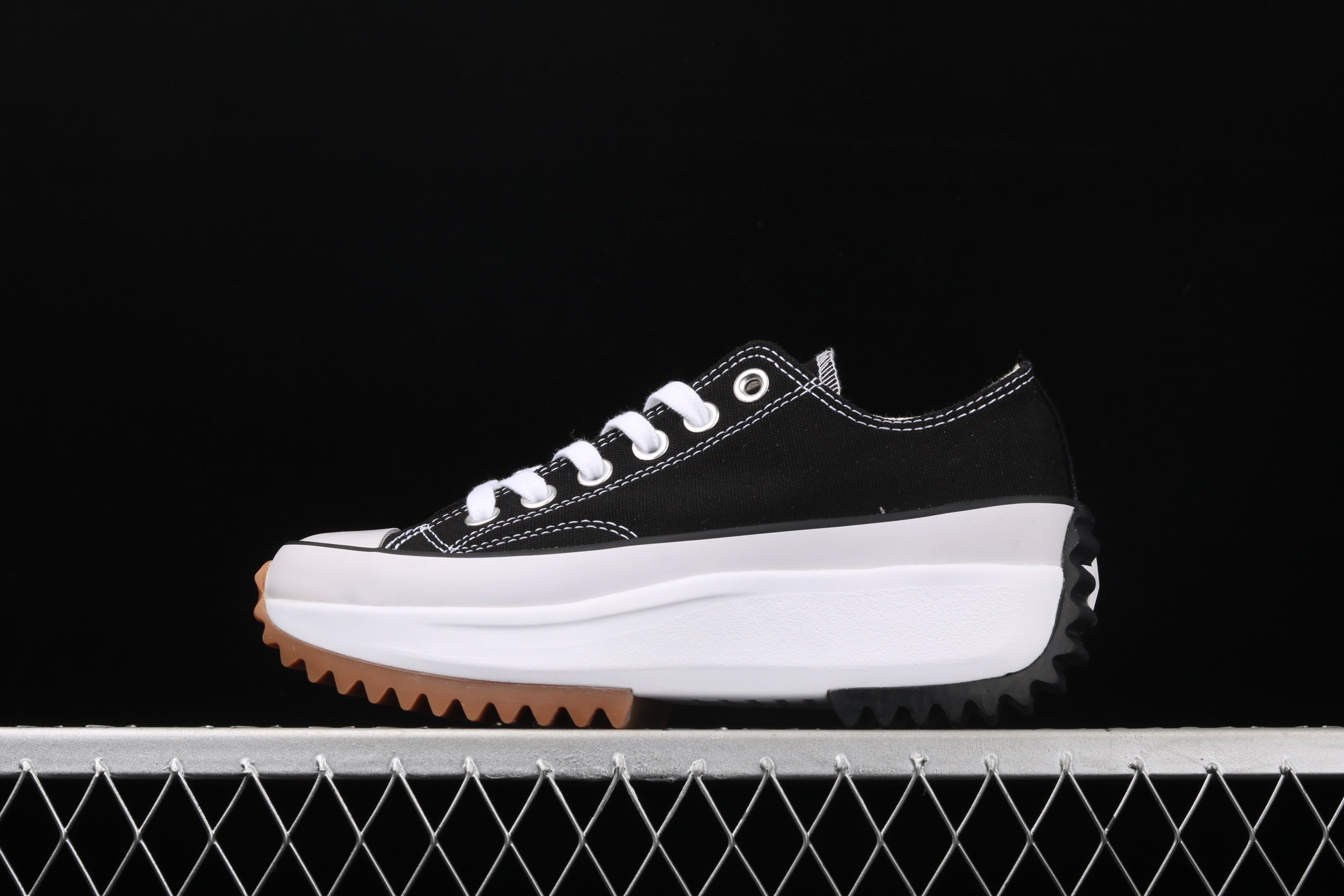 Converse Run Star Hike Ox - Black White Gum