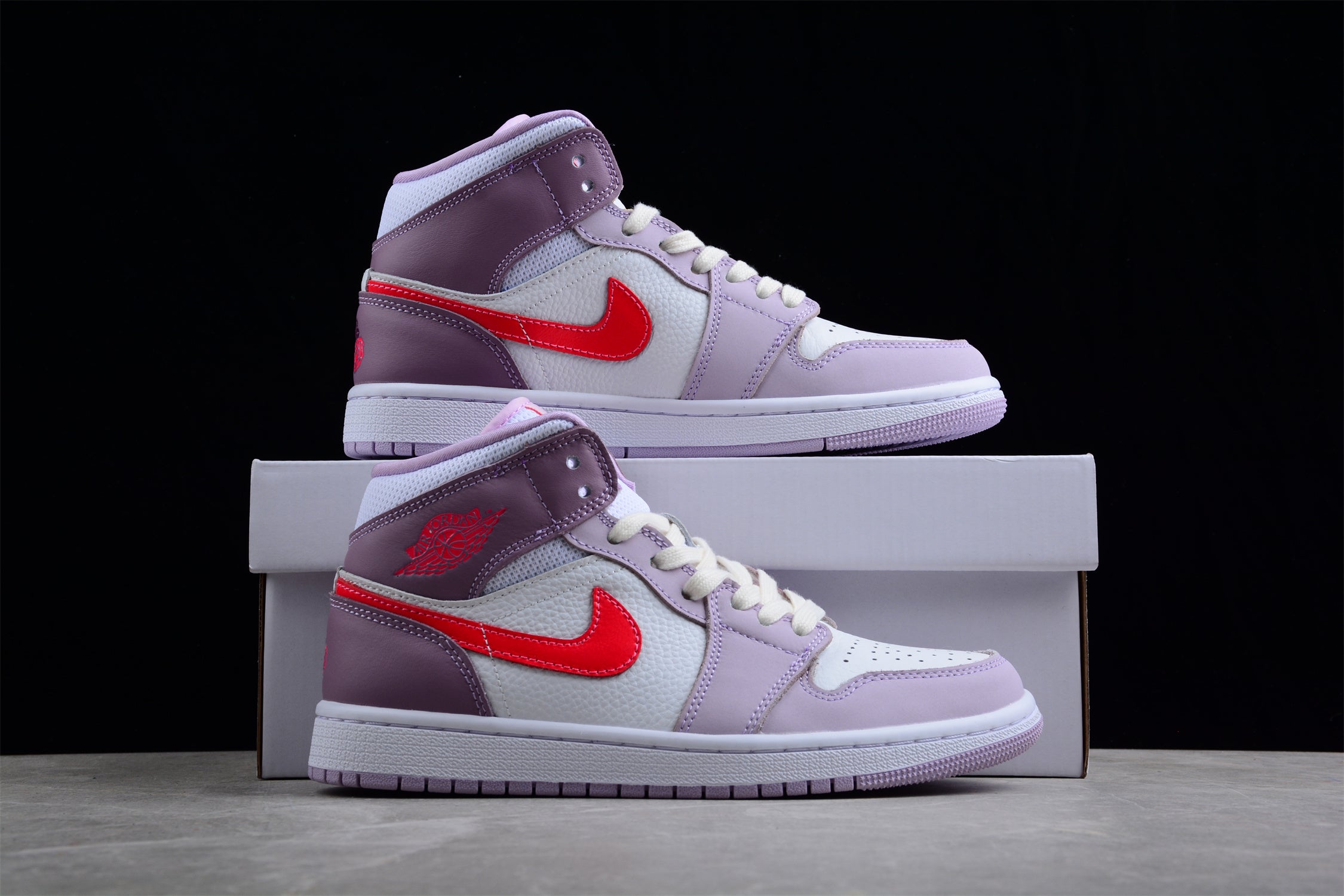 WMNS Air Jordan 1 AJ1 Mid - Valentine's Day