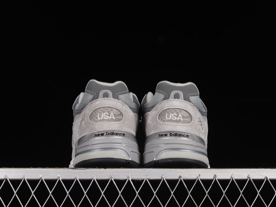 New Balancee 993 - Grey/White