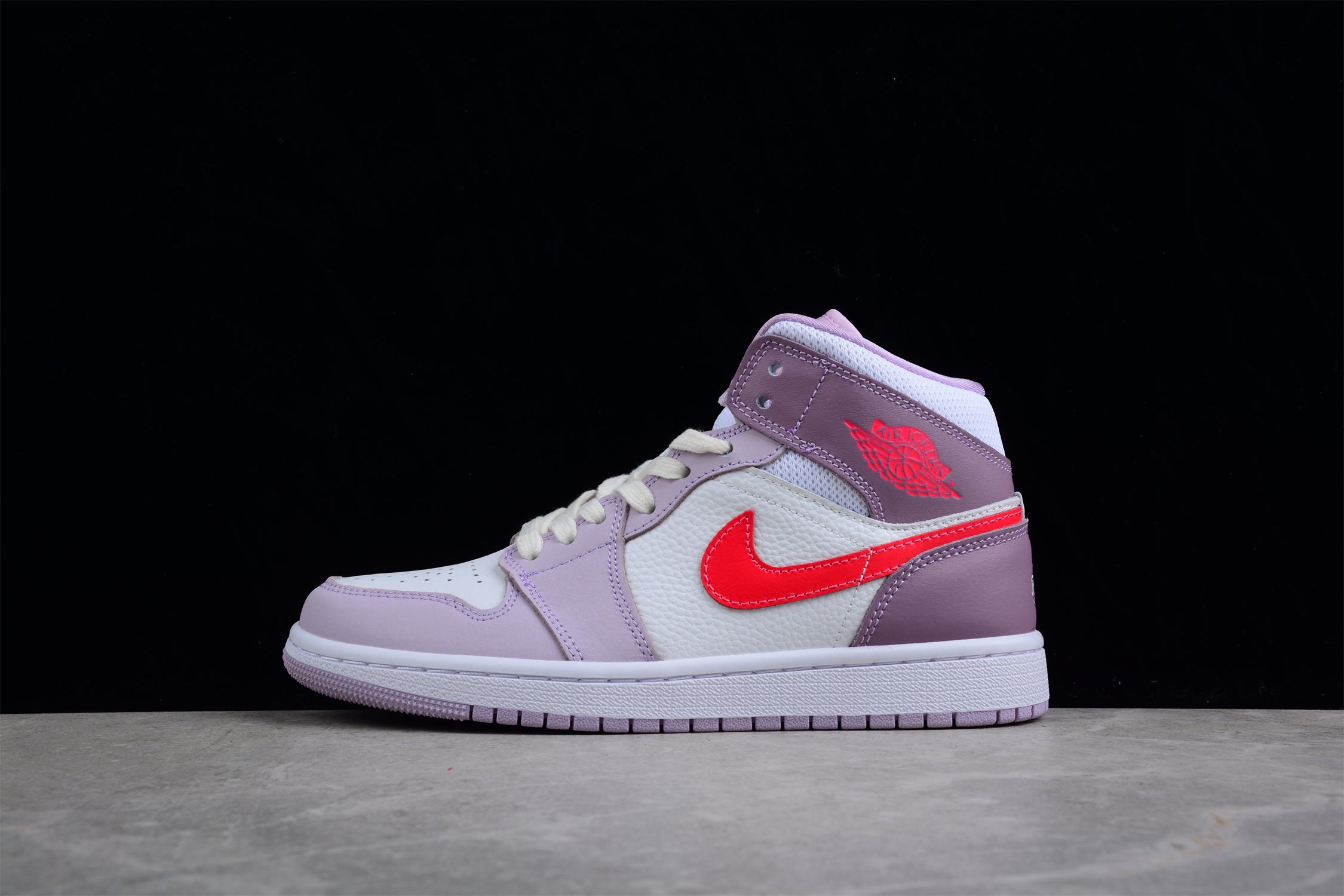 WMNS Air Jordan 1 AJ1 Mid - Valentine's Day