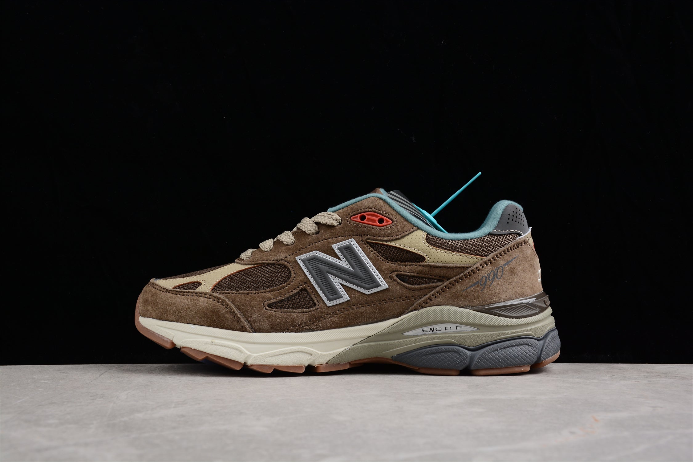 New Balance 990v3 - Bodega Reveals
