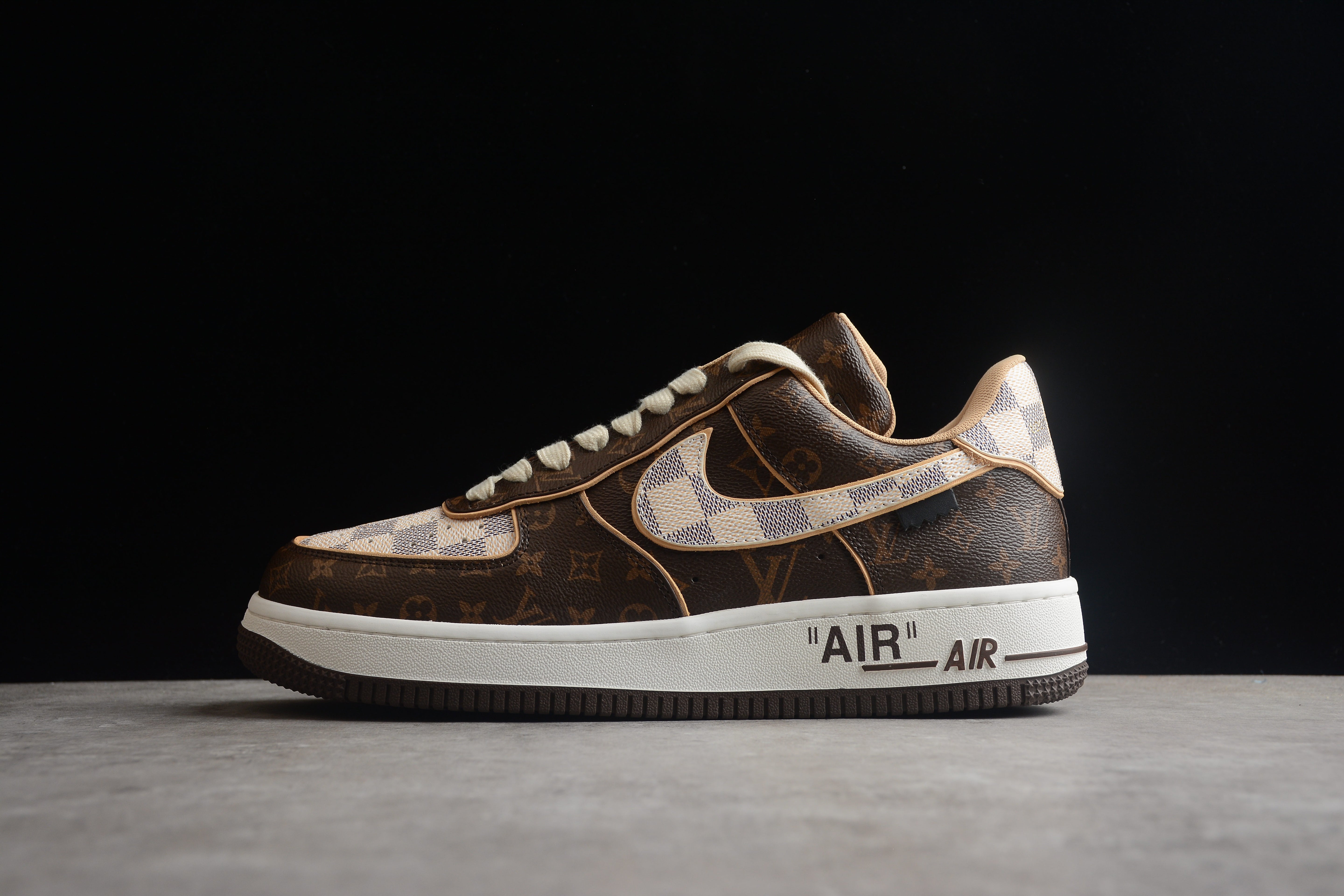 NikeUnisex Air Force x LouisVuitton - Brown