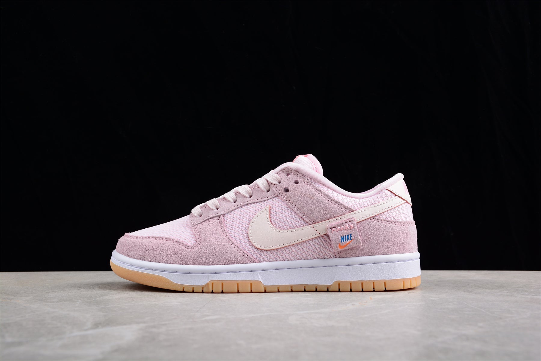 NikeWMNS Dunk Low - Teddy Bear