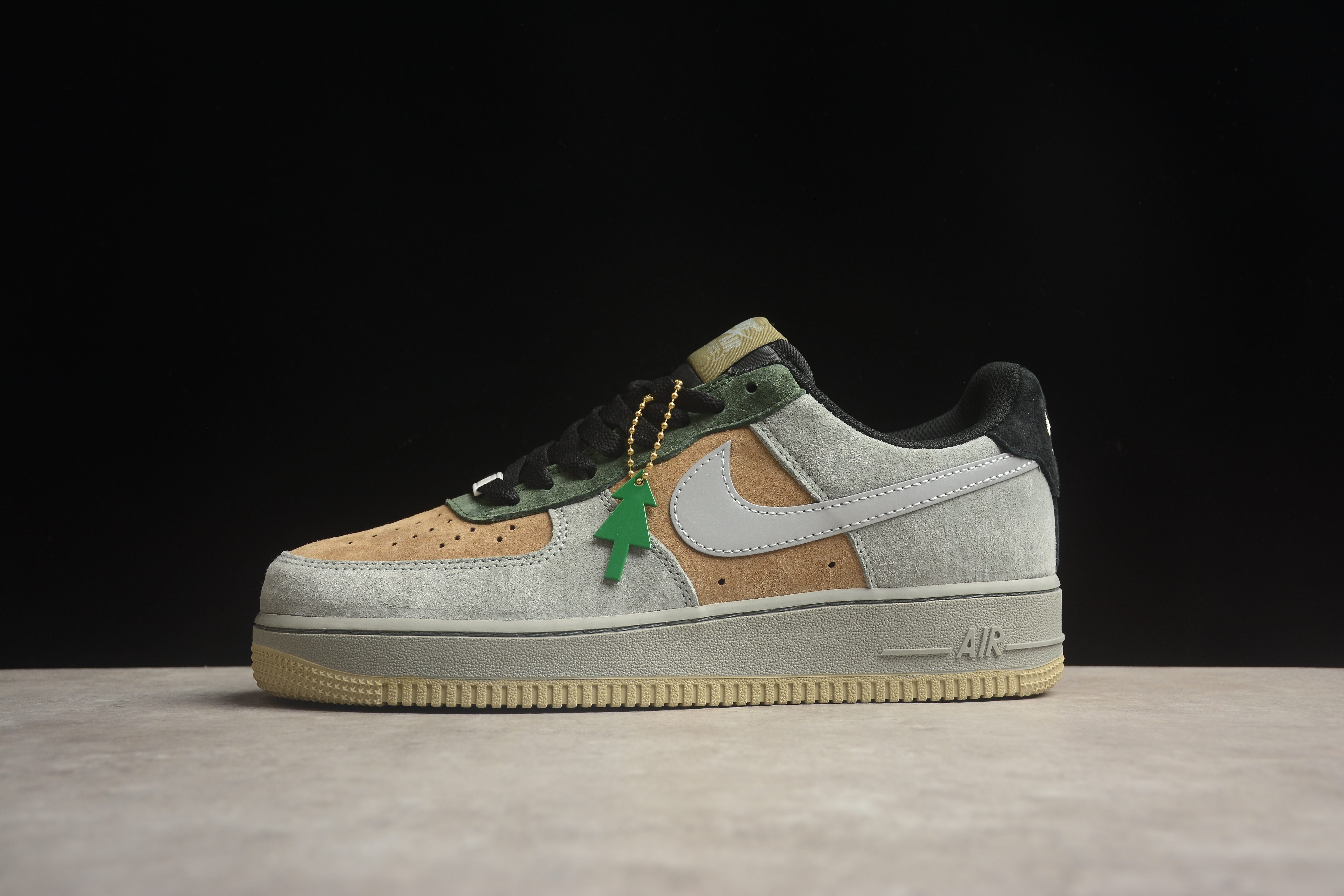 NikeMens Air Force 1 AF1- Tree