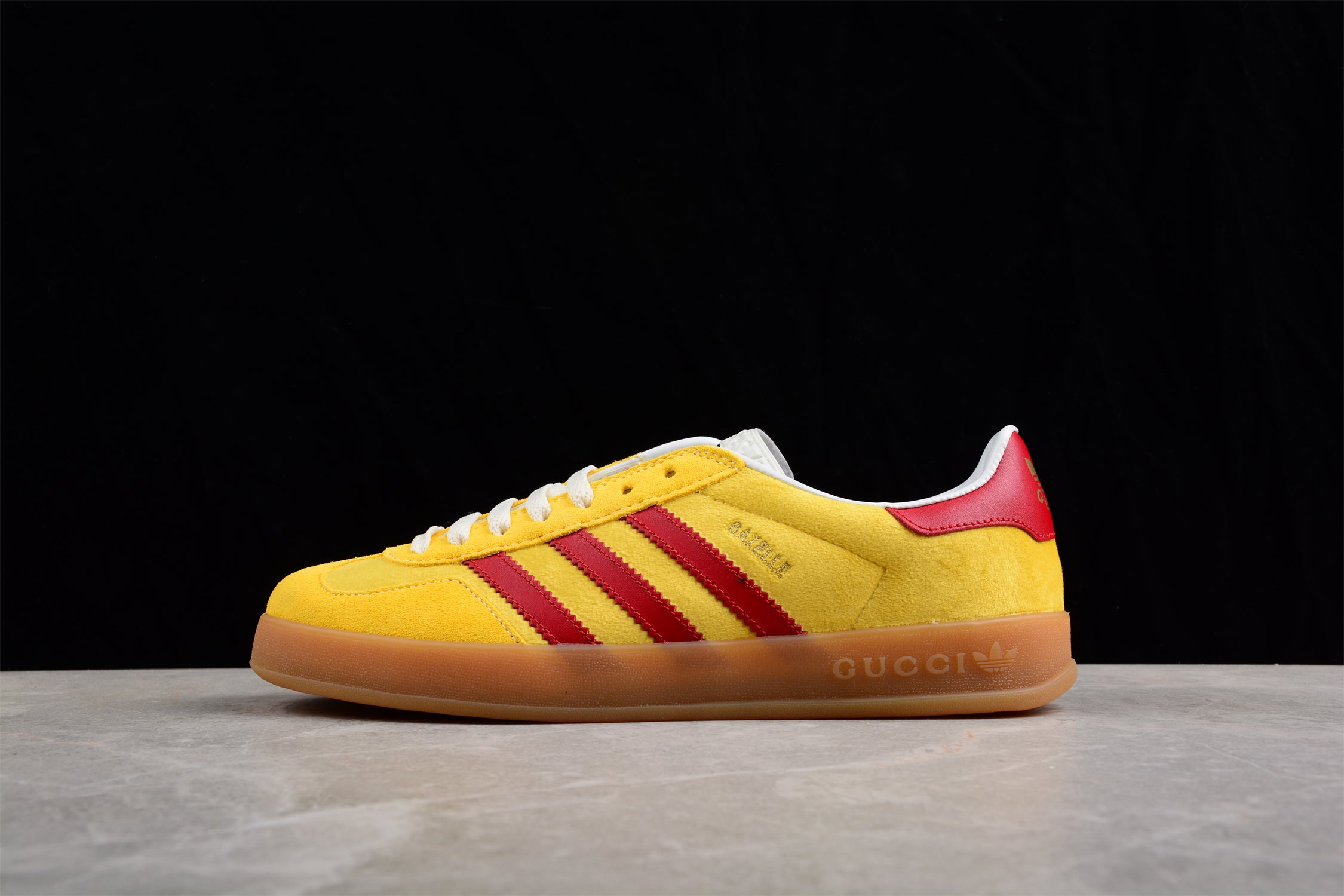 adidasUnisex x Gucci Gazelle - Yellow