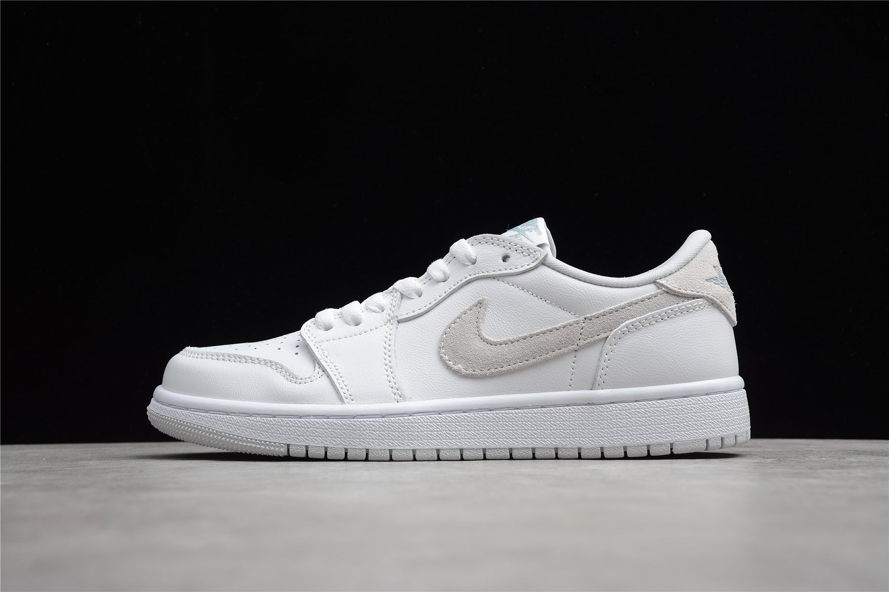 Air Jordan 1 AJ1 Low - Neutral Grey