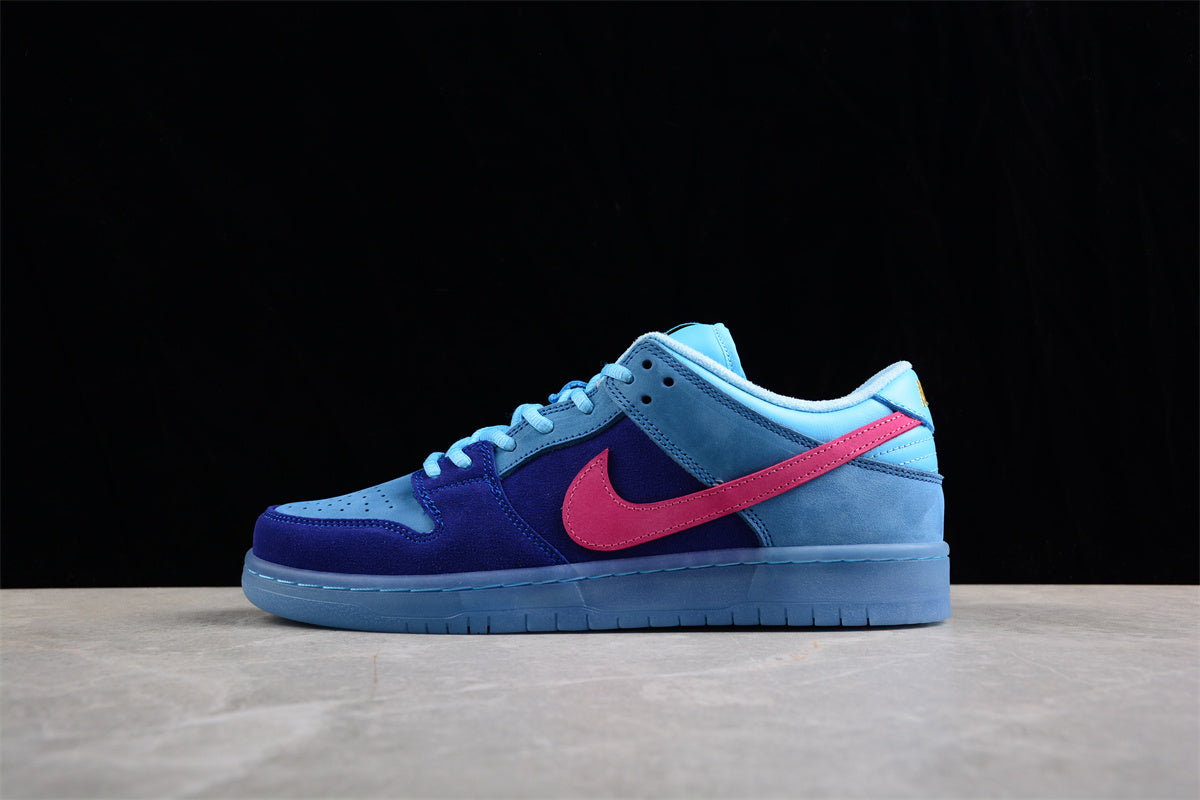 Run The Jewels x NikeMens SB Dunk Low - Blue