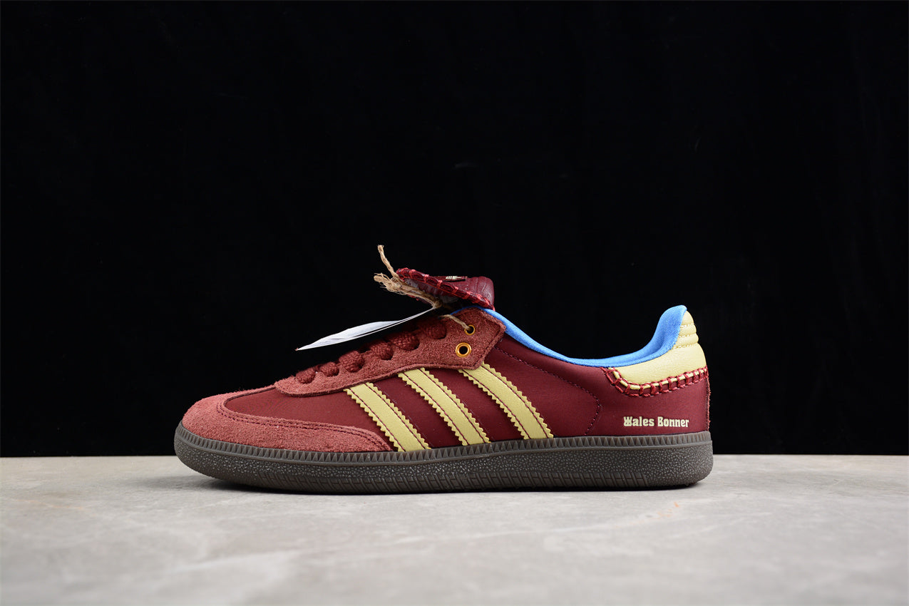 adidasUnisex Samba x Wales Bonner - Red adidasUnisex Samba x Wales Bonner - Red