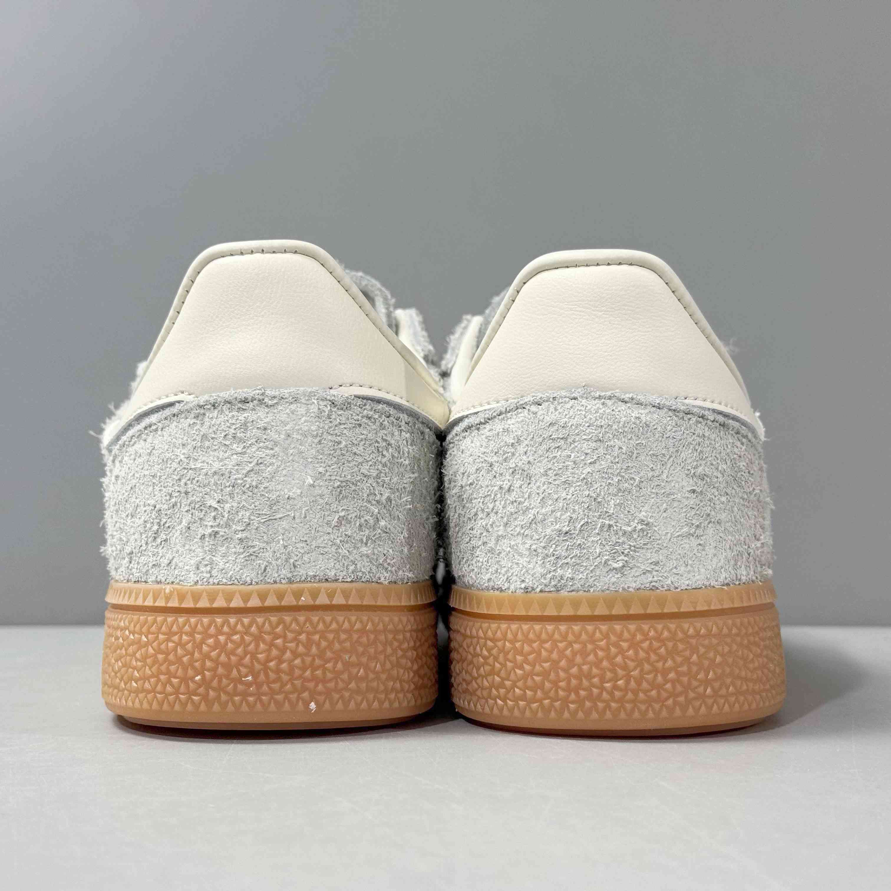 adidasUnisex Handball Spezial - Silver Gum