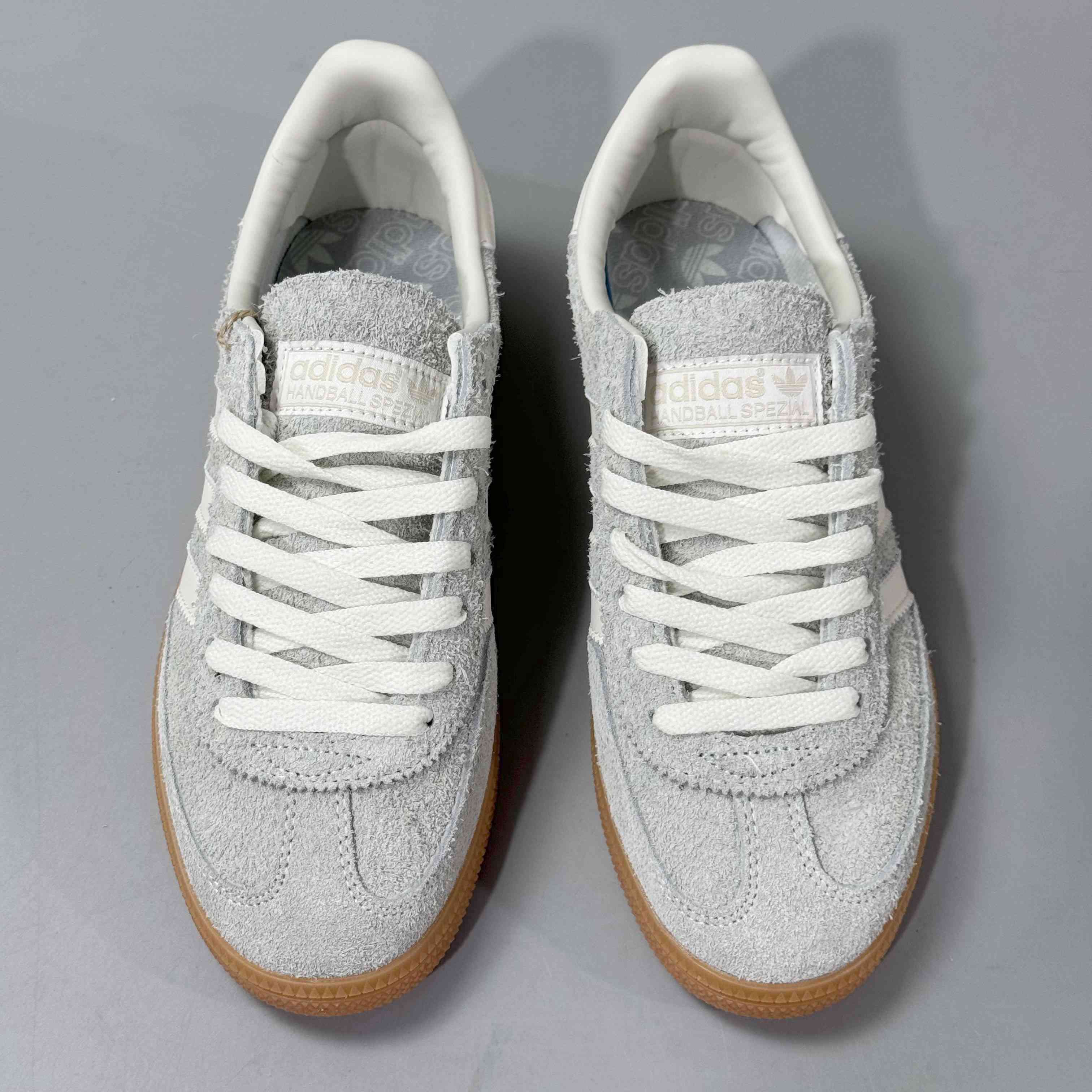 adidasUnisex Handball Spezial - Silver Gum