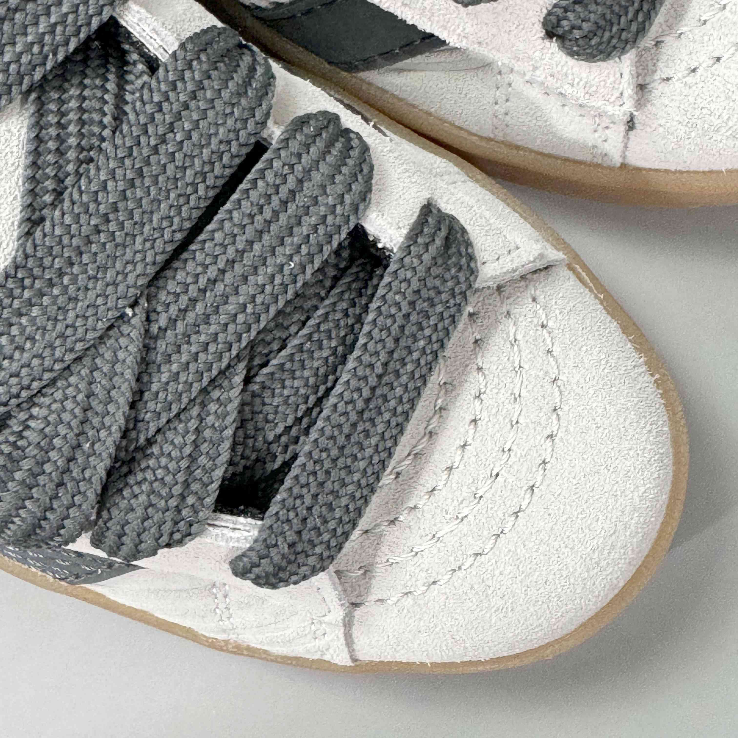 adidasUnisex Campus 00s - Ash Silver