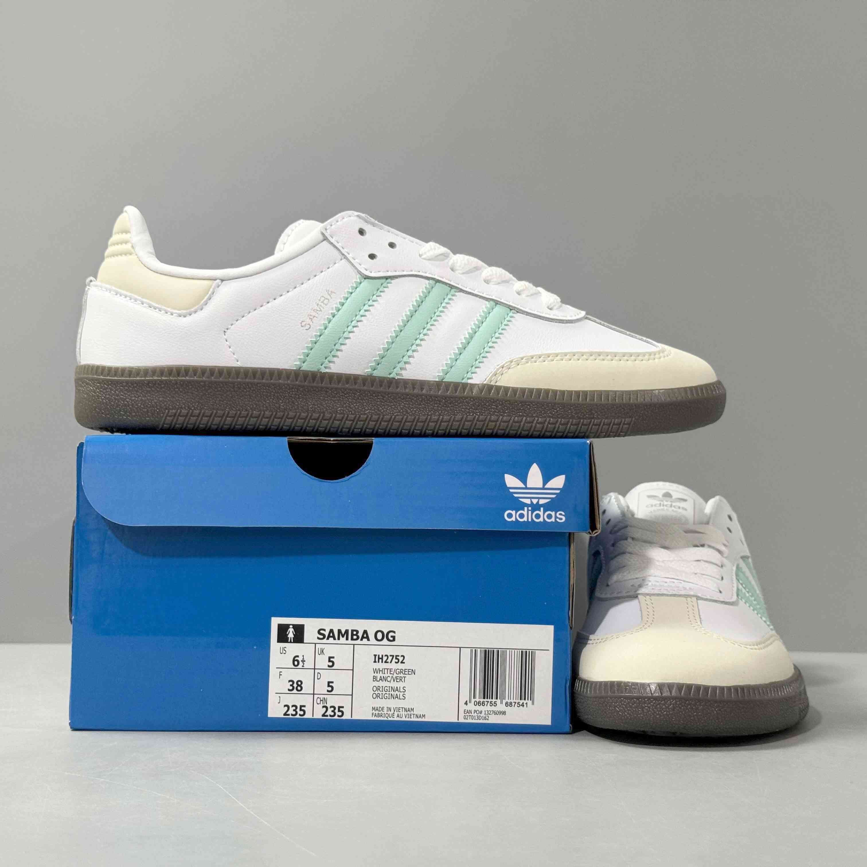 adidasUnisex Samba - Hazy Green