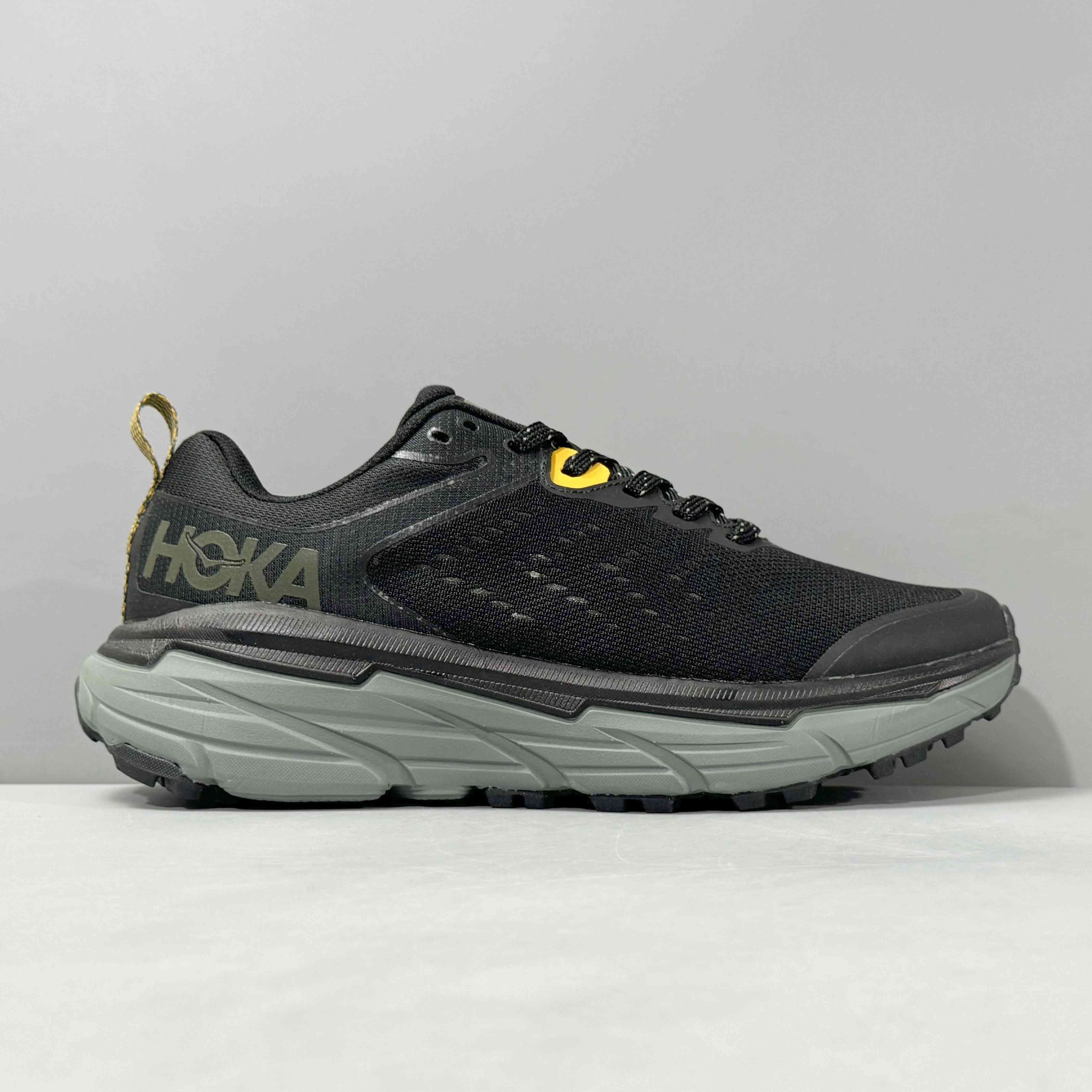 HokaUnisex One Challenger ATR 6 - Black Thyme