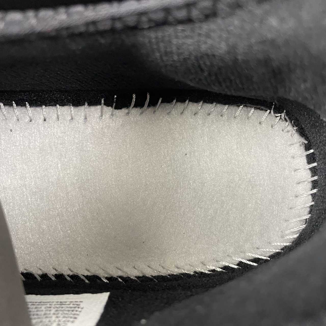 NikeUnisex Air Max SNDR - Black/White