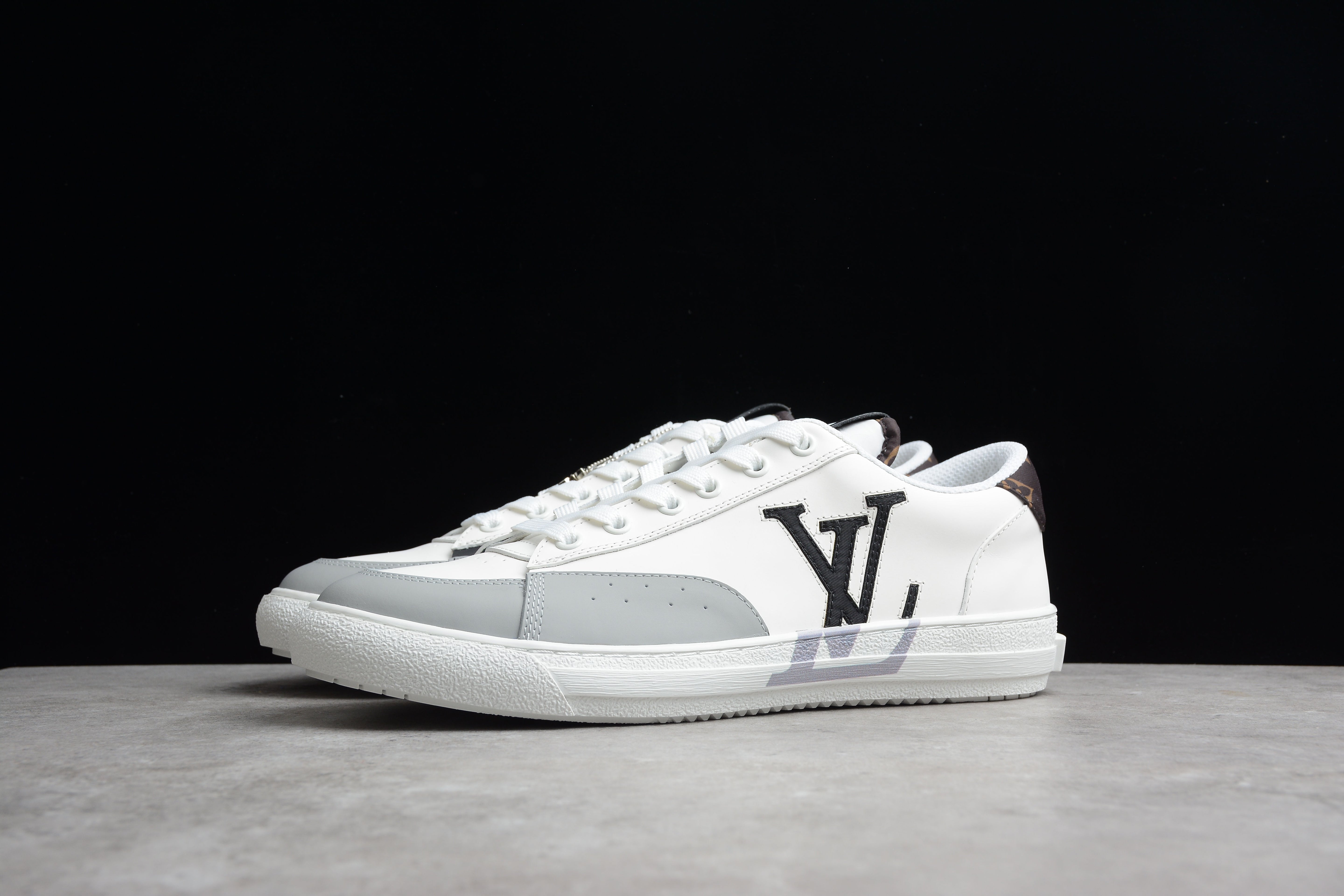 LouisVuitton Charlie - White
