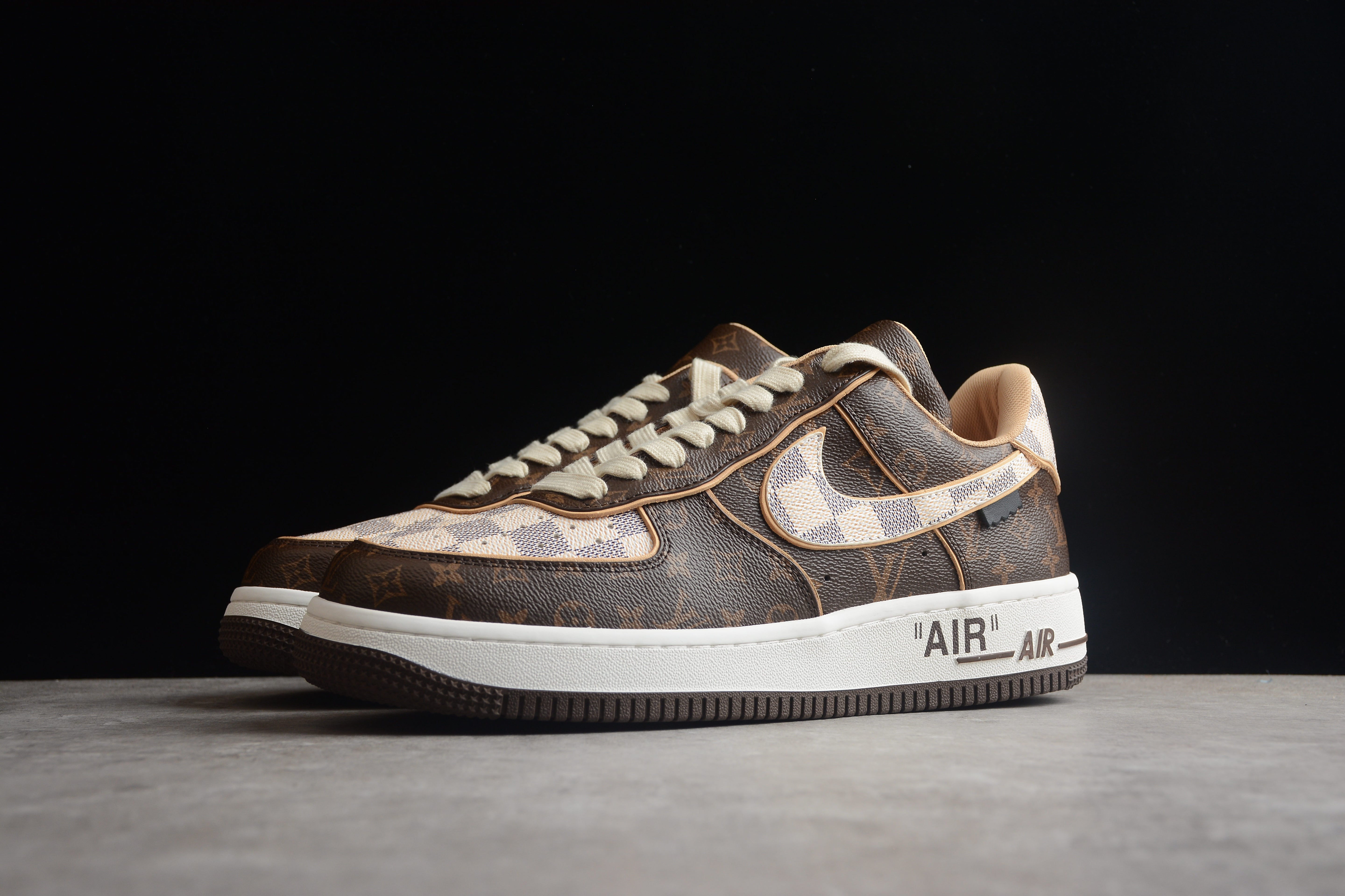 NikeUnisex Air Force x LouisVuitton - Brown