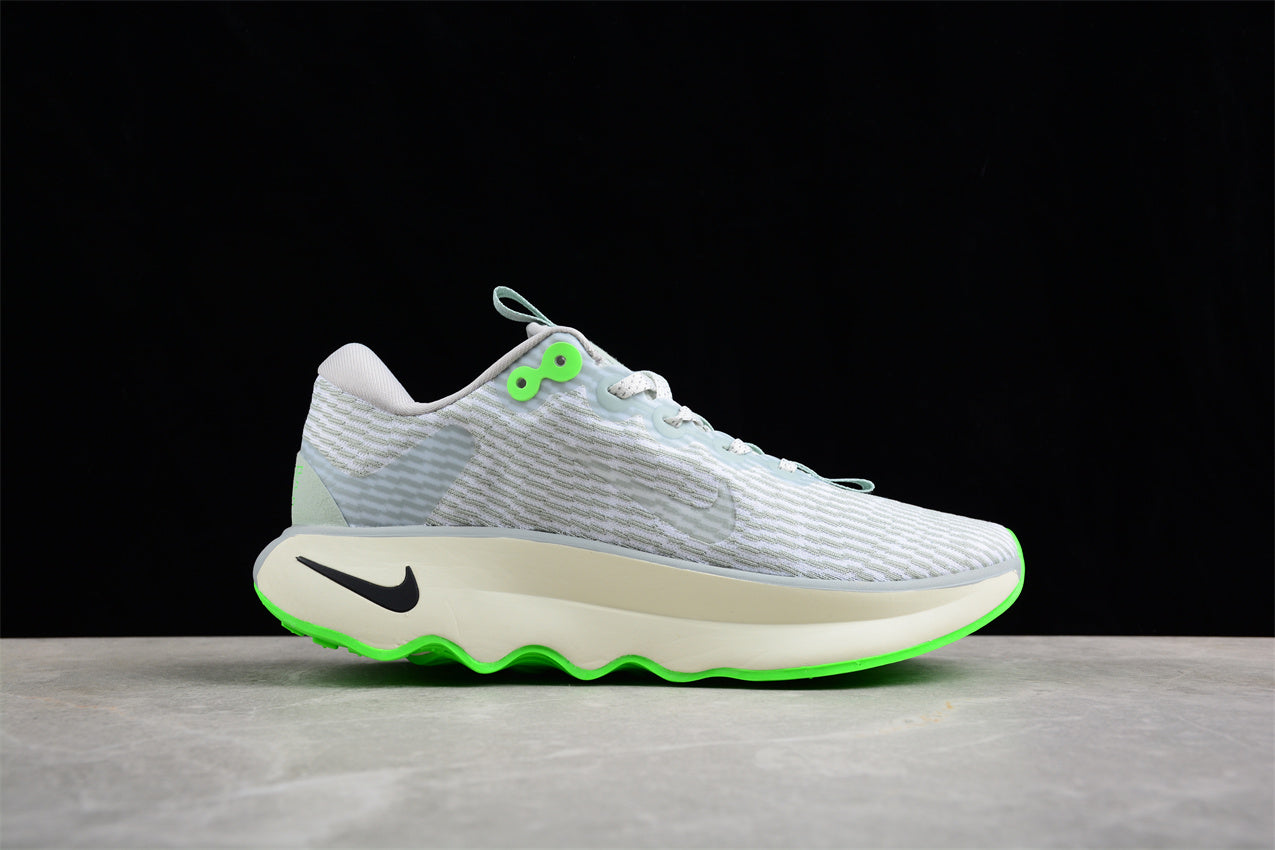 NikeUnisex Airmad Motiva - Grey