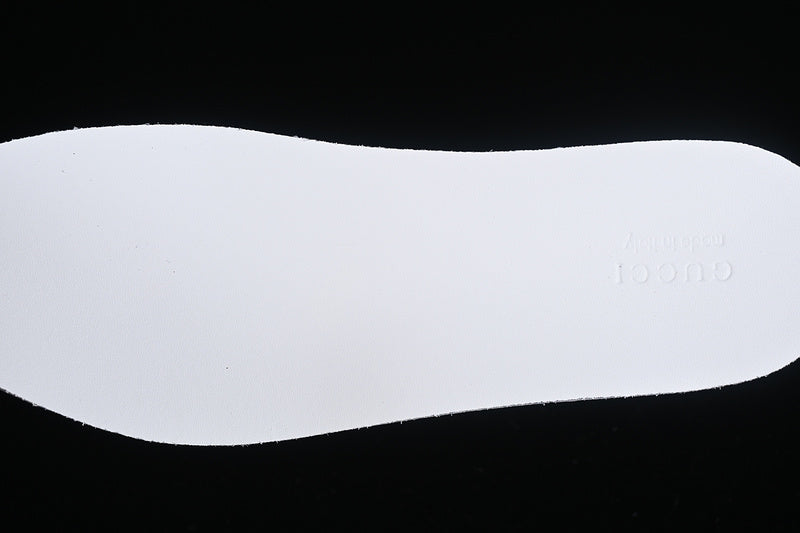 GucciUnisex Embossed GG Logo - Cream Canvas