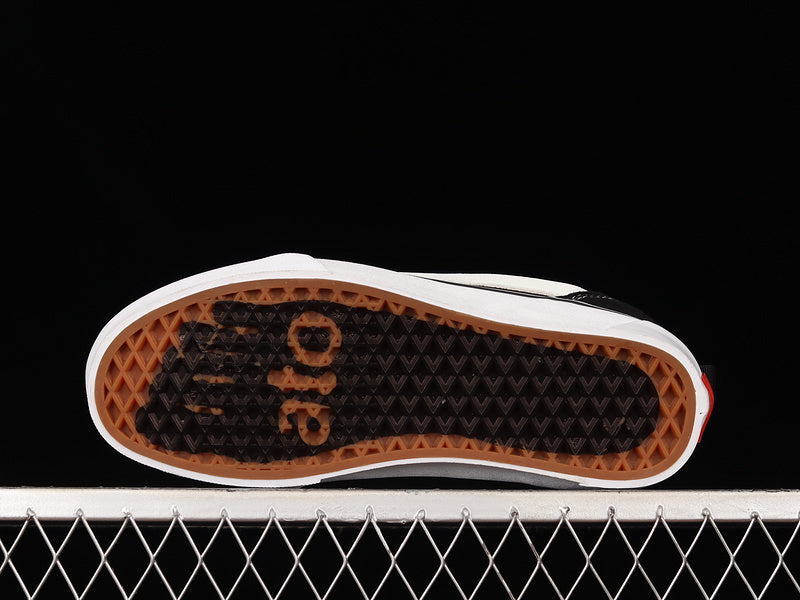 Unisex Imran Potato x Vans Knu-Skool VR3 LX - Black