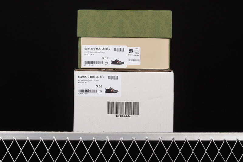 GUCCIUnisex Ace Bee - Black