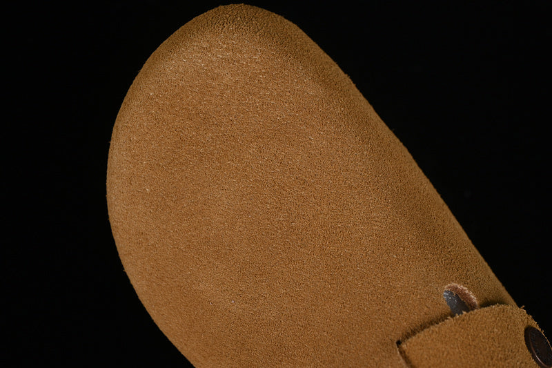 BirkenstockUnisex boston tan Clogs - Brown