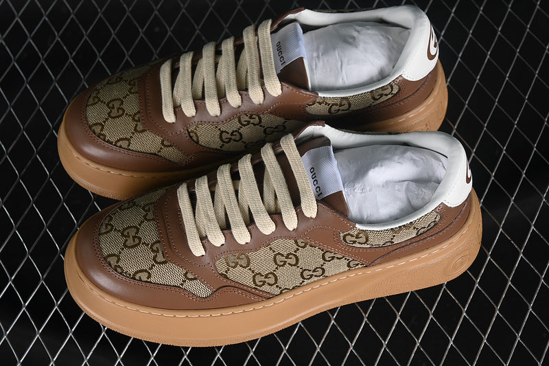 GucciUnisex Embossed GG Logo - Cream Canvas