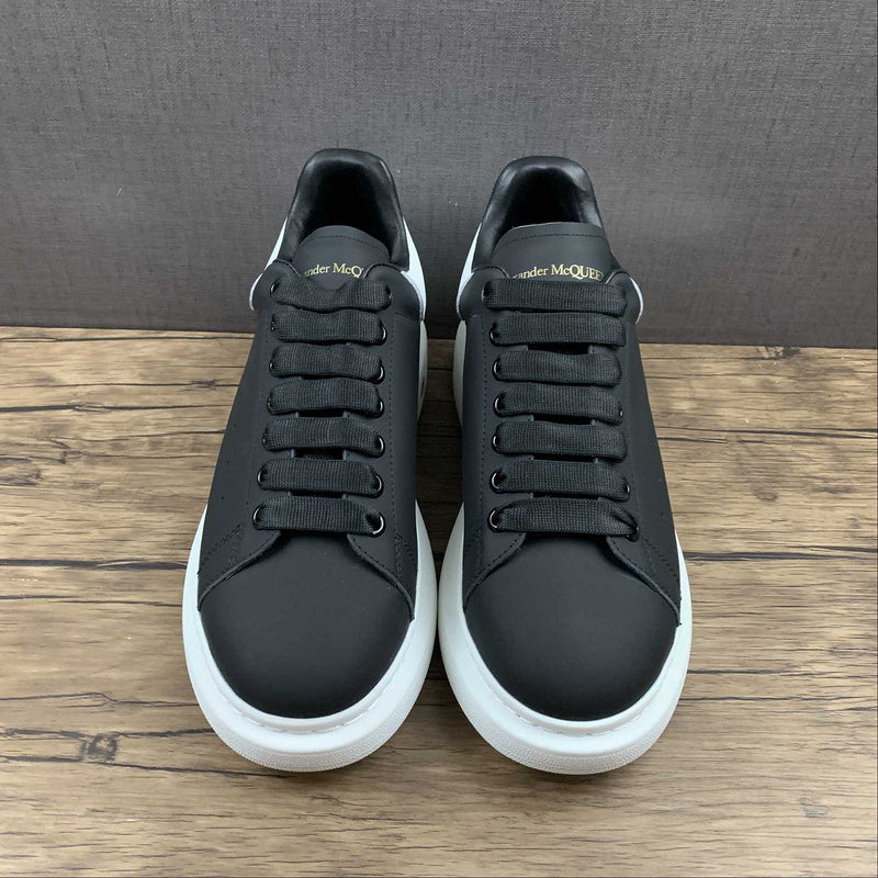 AlexandreUnisex McQueen - Black