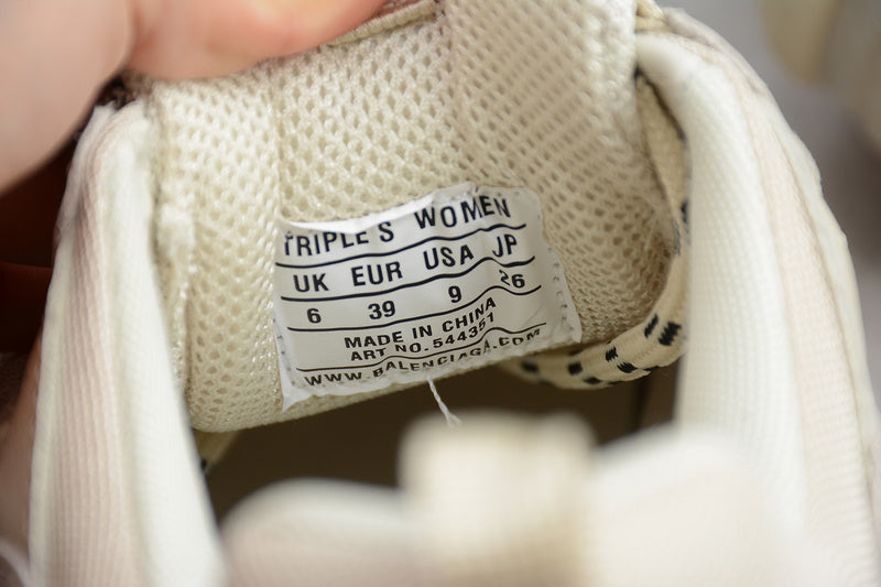 BalenciagaUnisex Triple S - Off White