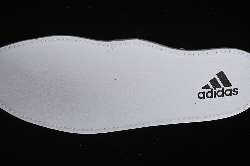 adidasUnisex Taekwondo - White