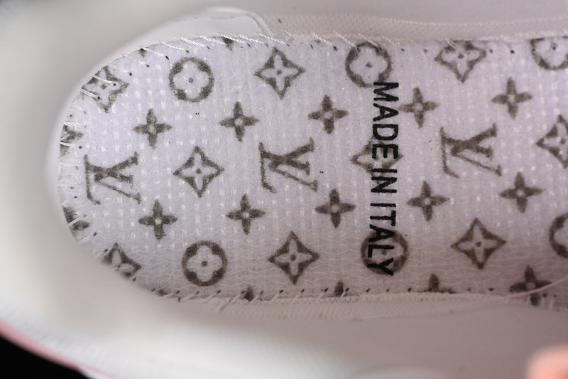 Unisex LouisVuitton Trainer - Pink