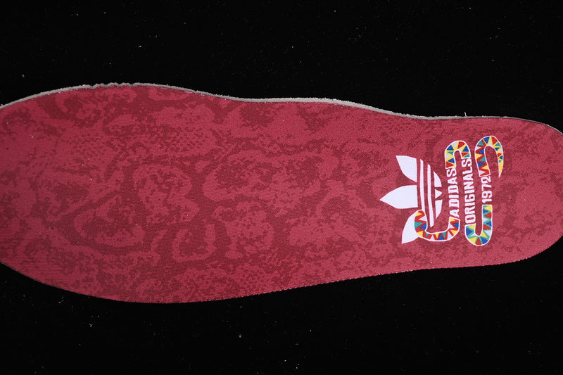 adidasUnisex Samba - Year of the Snake